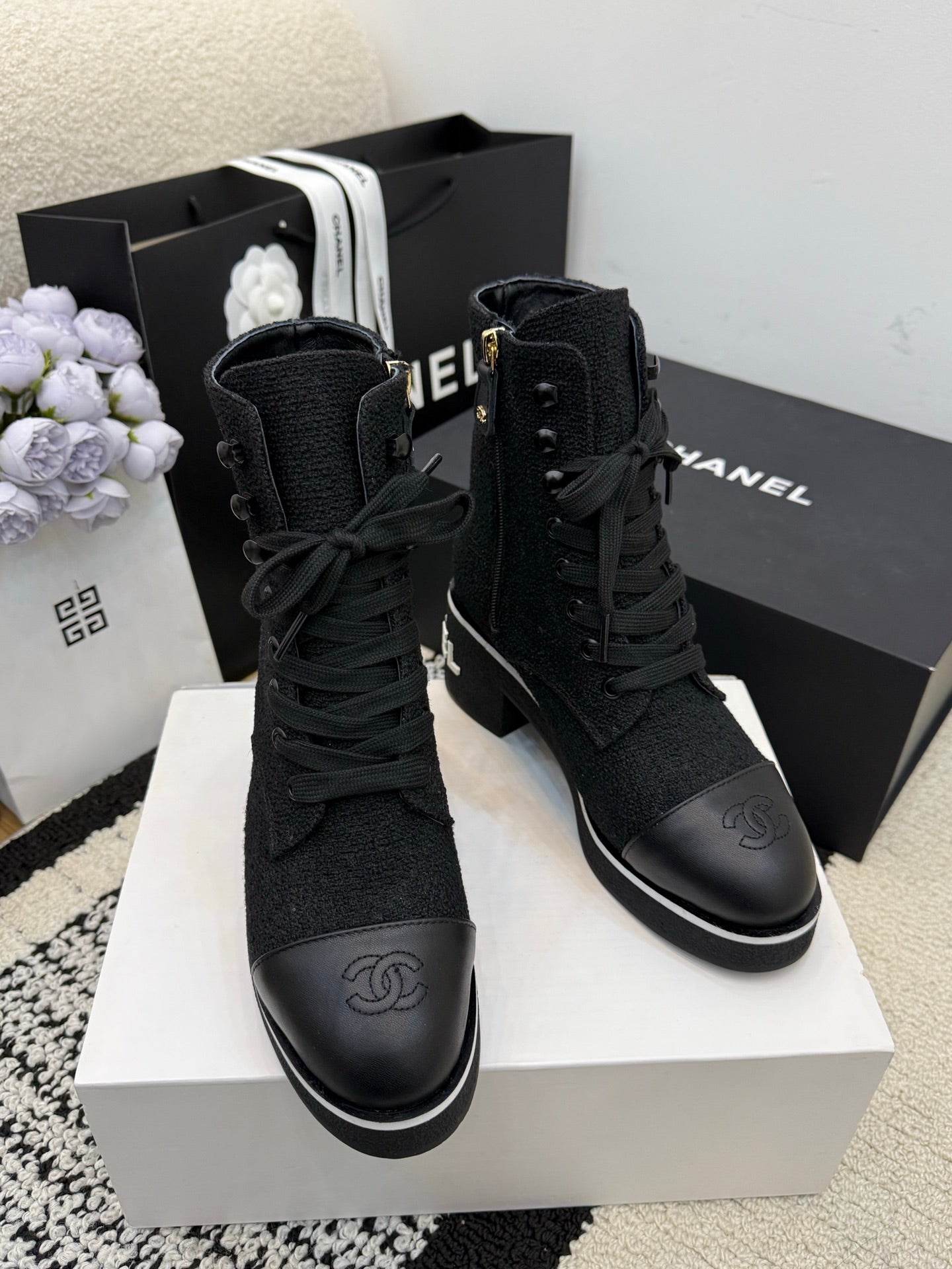 CC 26 Combat Boot Black Tweed Leather 588801