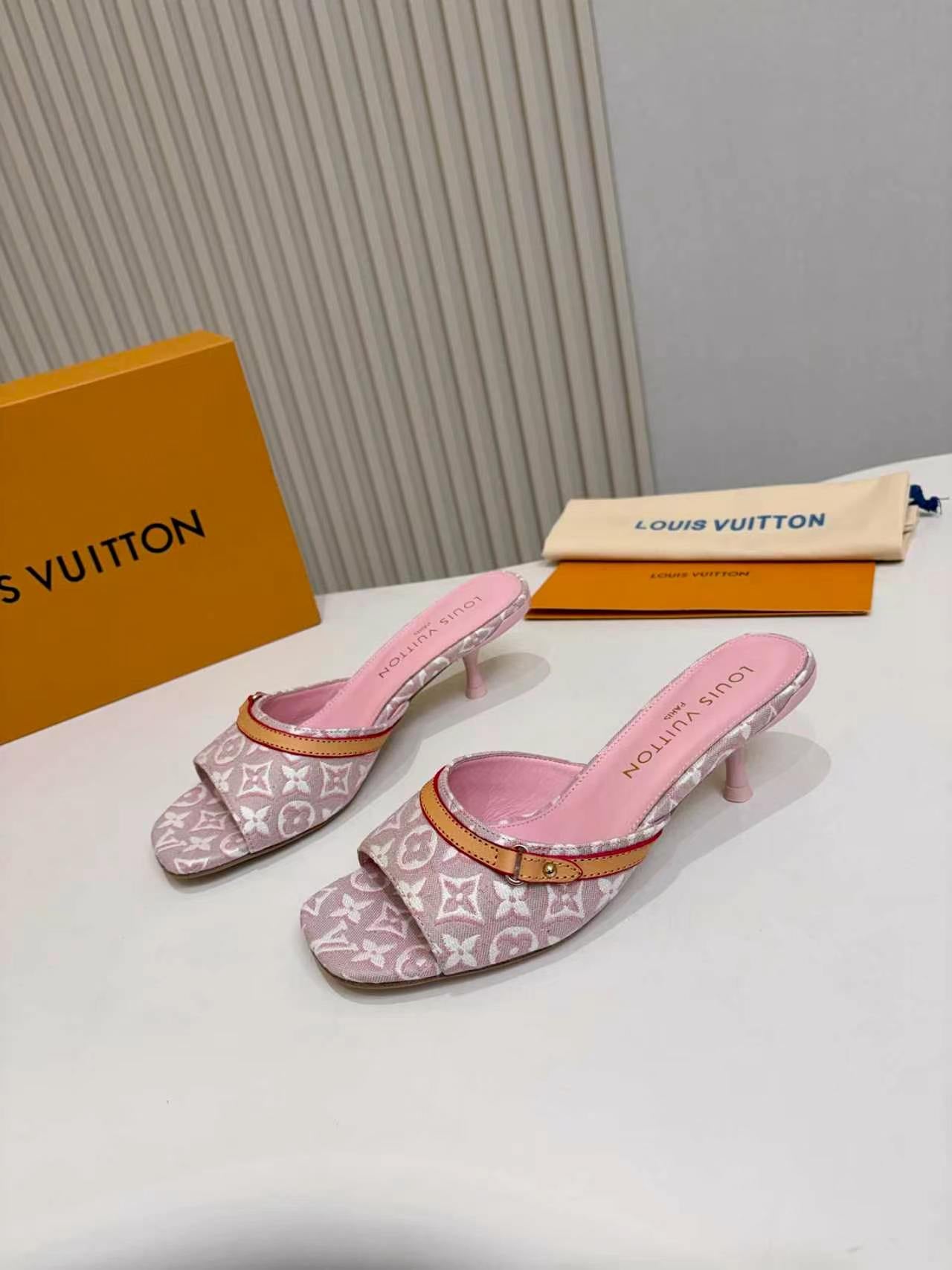 LV 2026 6AM Mule Canvas Leather 957076