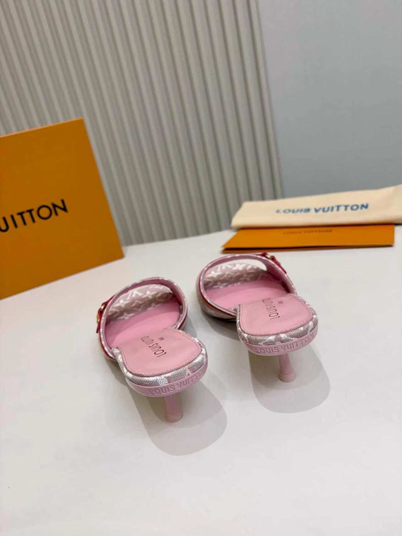 LV 2026 6AM Mule Canvas Leather 957076