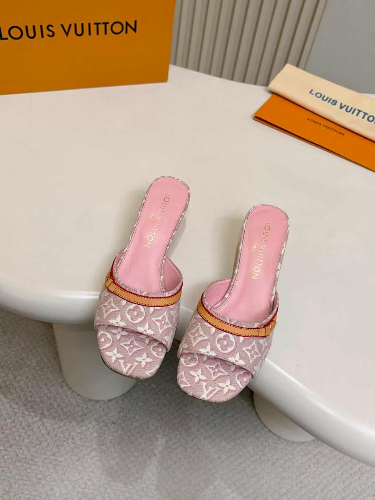 LV 2026 6AM Mule Canvas Leather 957076
