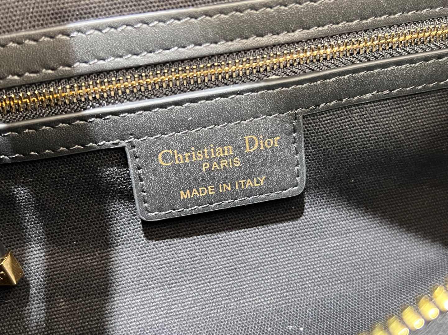 CD Wandering Bag 23 With Black Calfskin