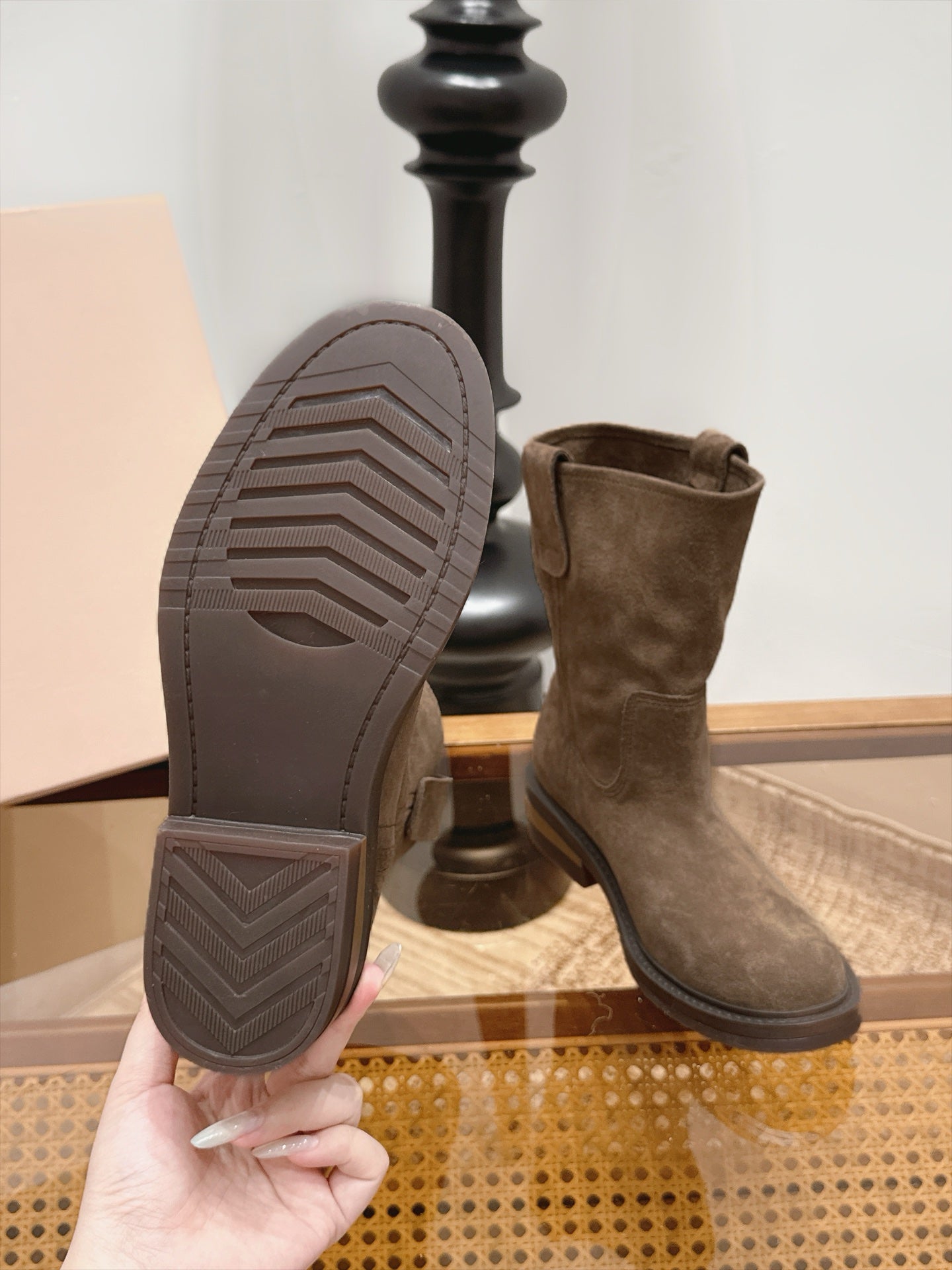 Miu Miu 2026 Thick-Soled Mid-Calf Slouch Boots Suede 991033