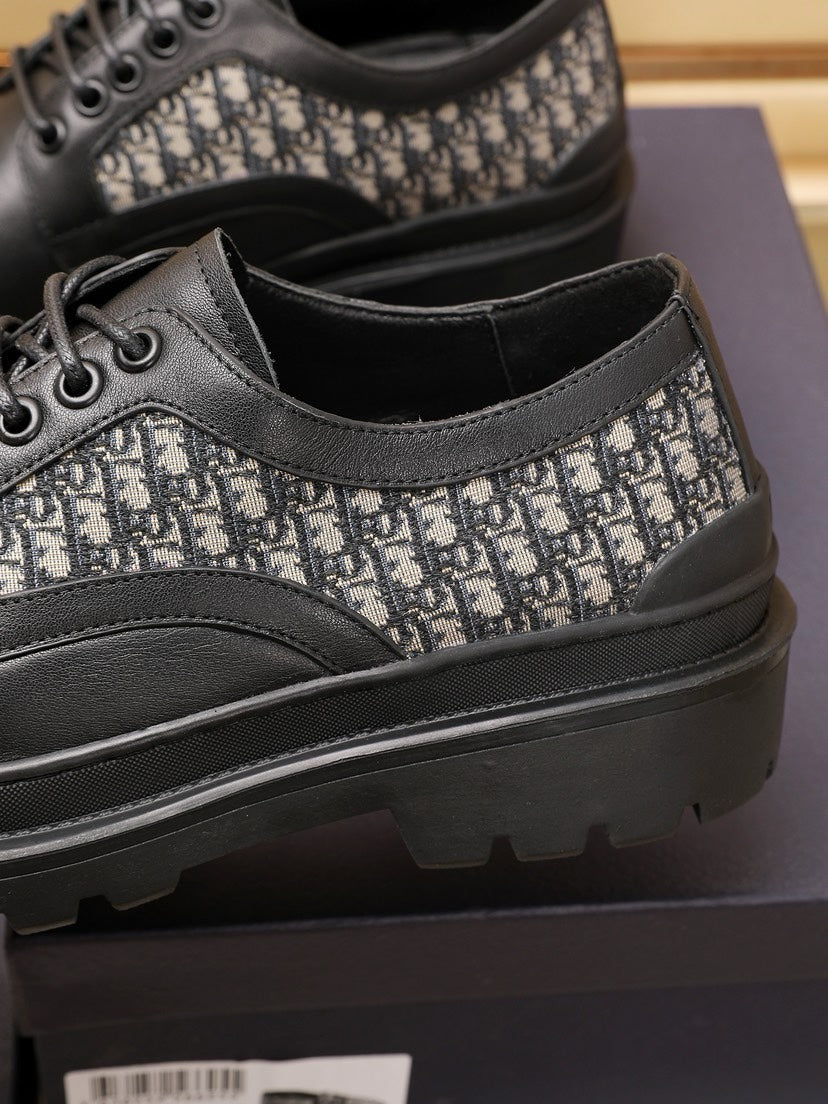 CD EXPLORER DERBY SHOE BLACK AND BEIGE CALFSKIN