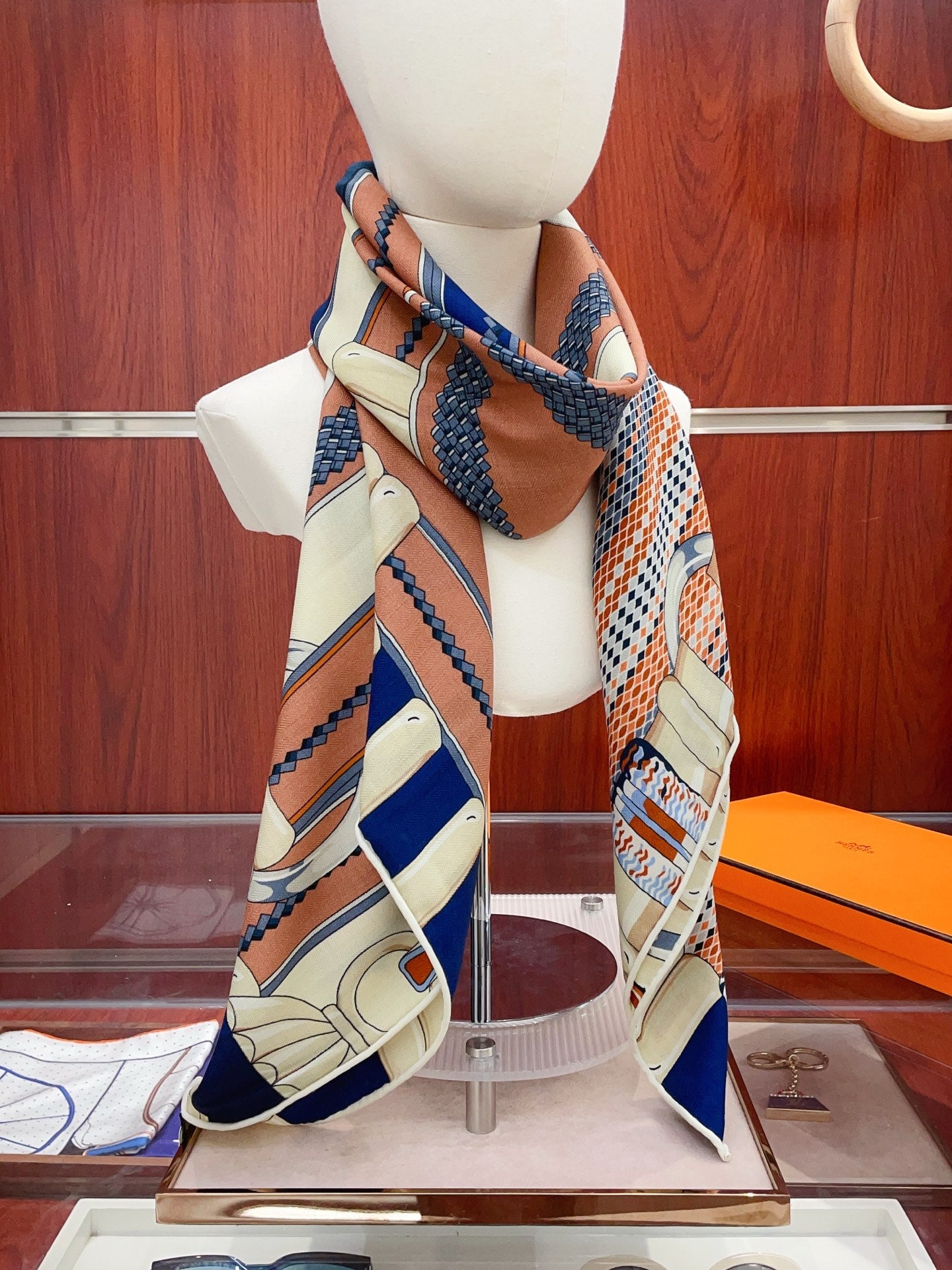 HM 25s Scarf 140cm Brown Blue Beige Cashmere 973323