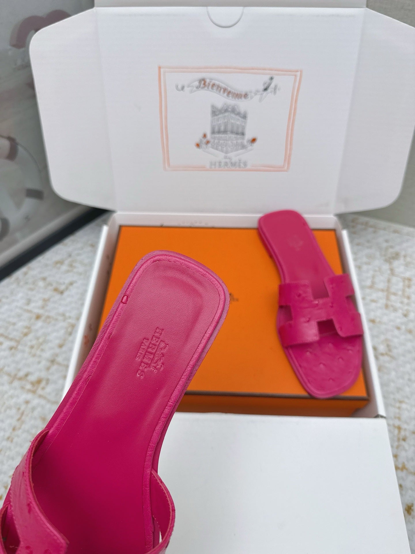 HM 26ss Oran Sandals Dark Pink Ostrich Leather 625106