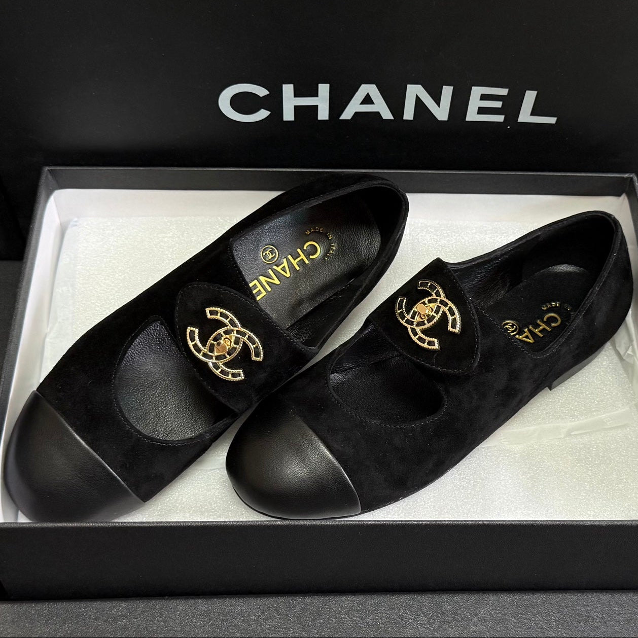 Chanel 2026 Ballet Flats Suede Leather 943016