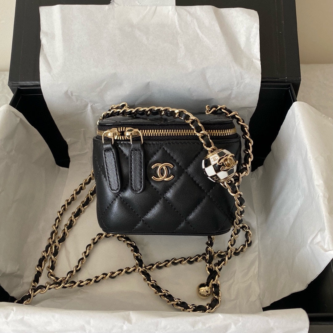 cc classic vanity bag 10cm black lambskin gold hardware