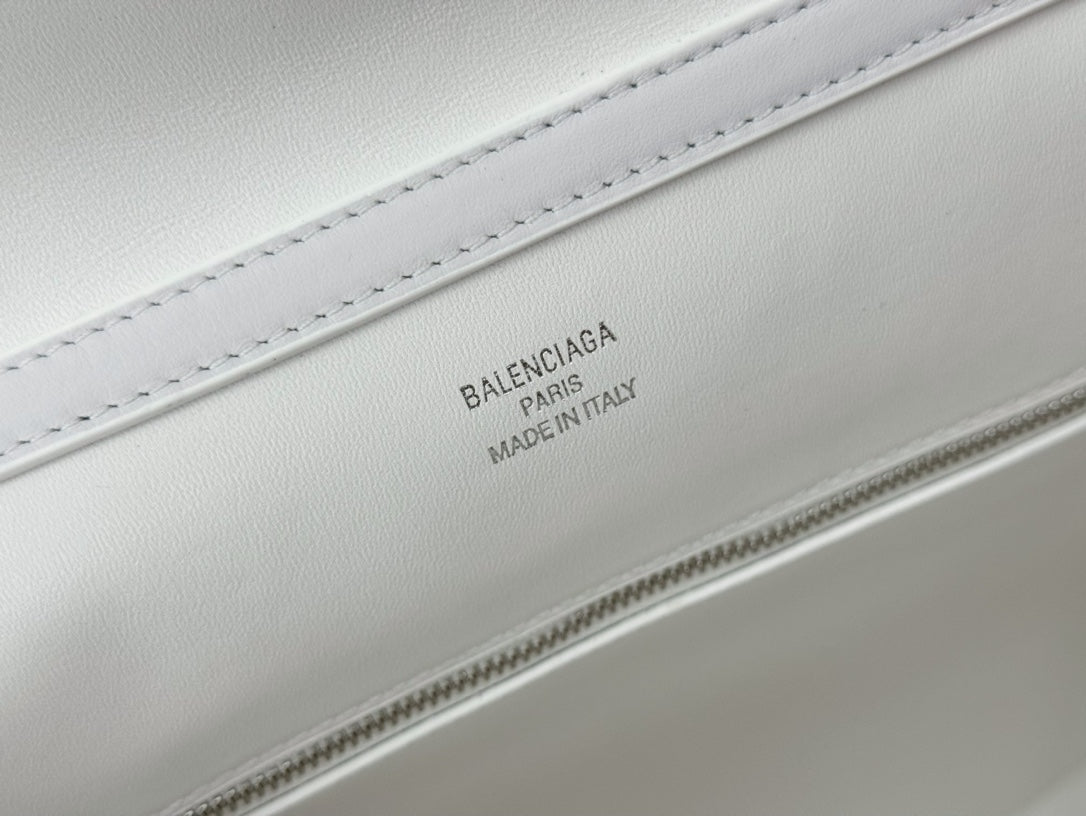 Balenciaga Medium Bag 35 White Calfskin Sliver Hardware