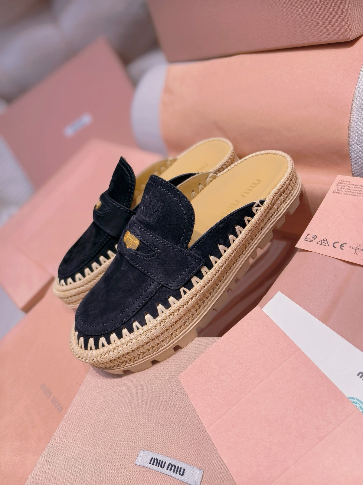 Miu Miu 2026 Raffia Flatform Mules Suede 155477