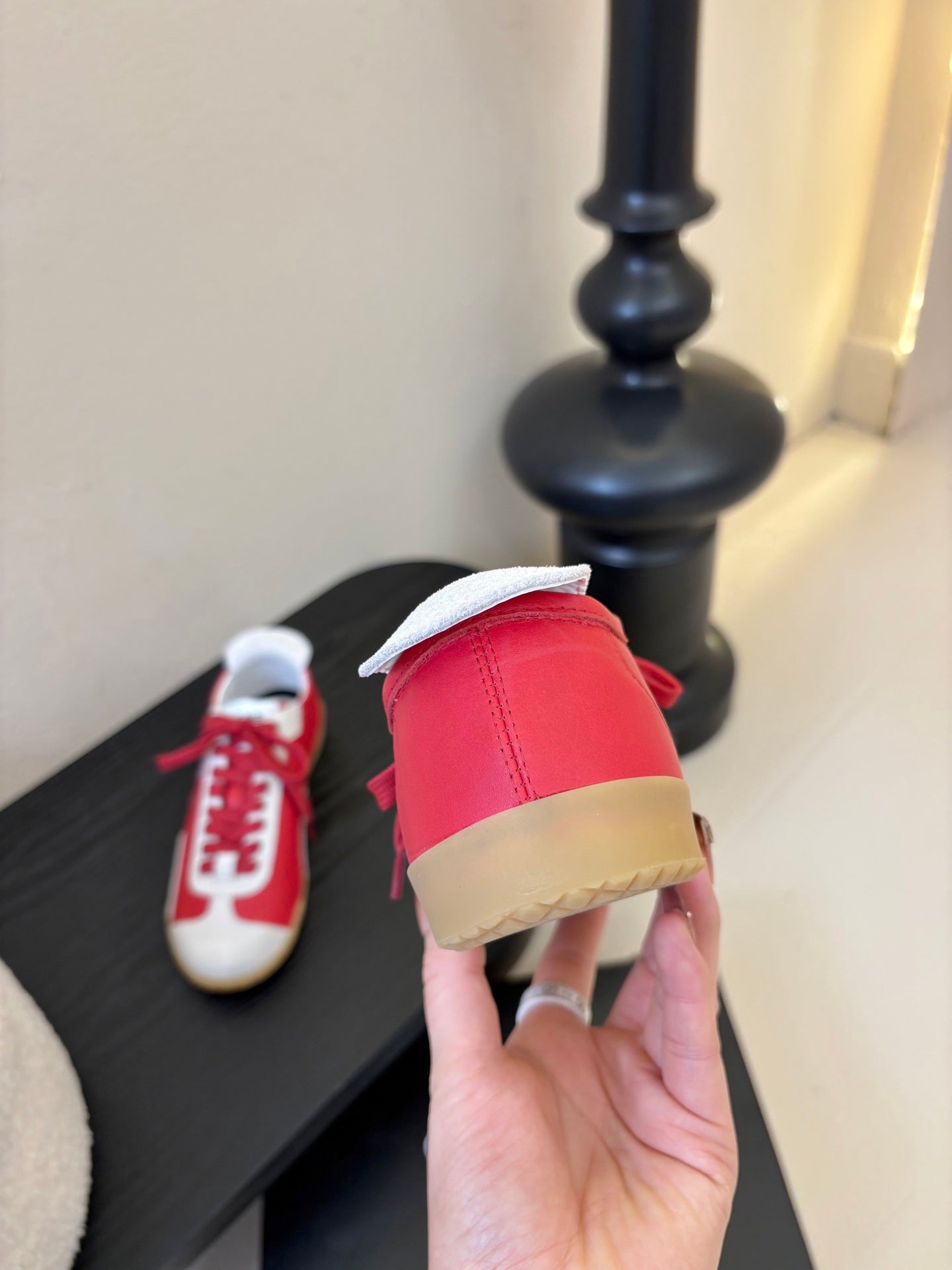 CC 26s Sneakers White Red Sheepskin 627221