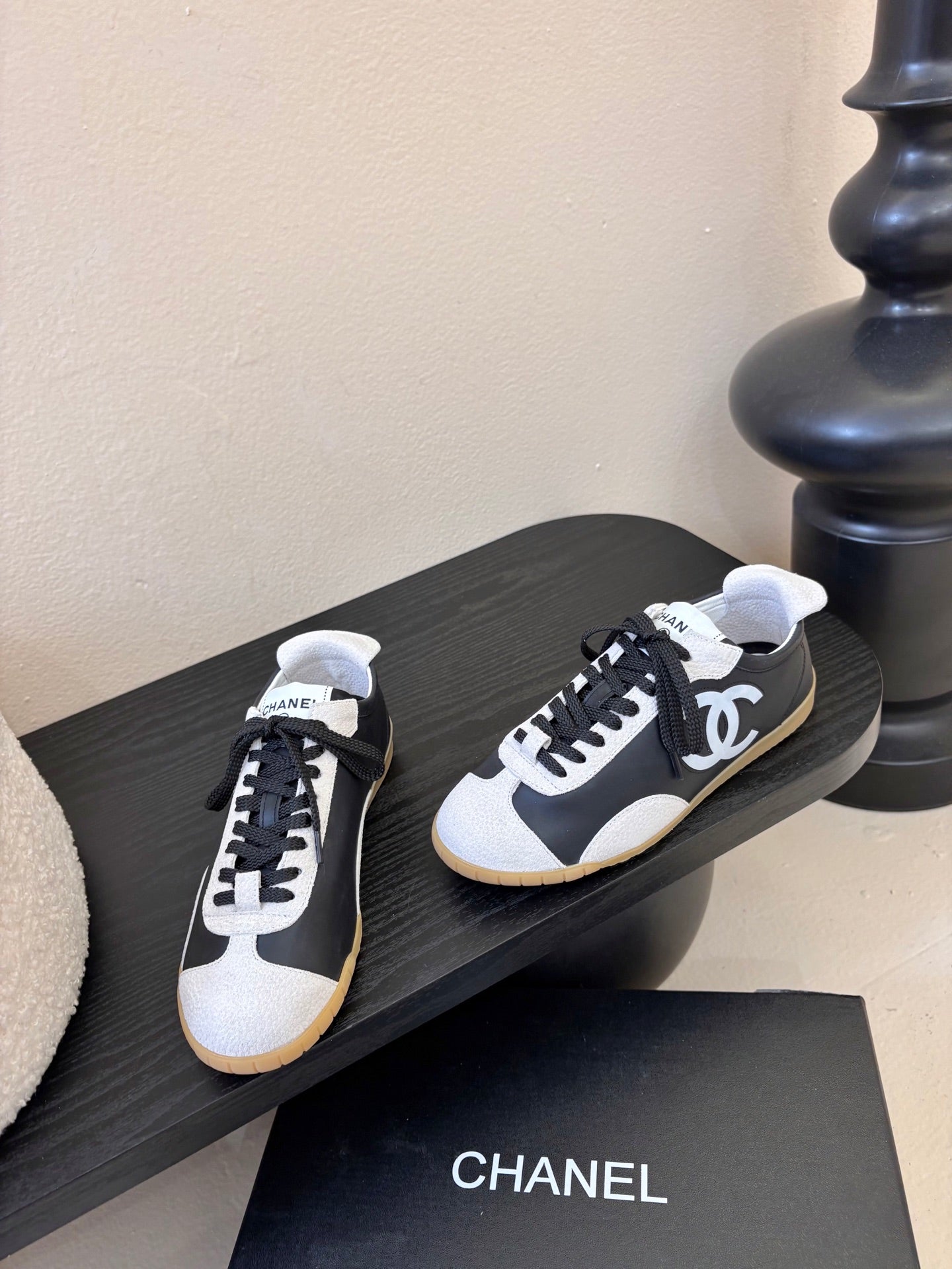 CC 26s Sneakers Black White Sheepskin 627224