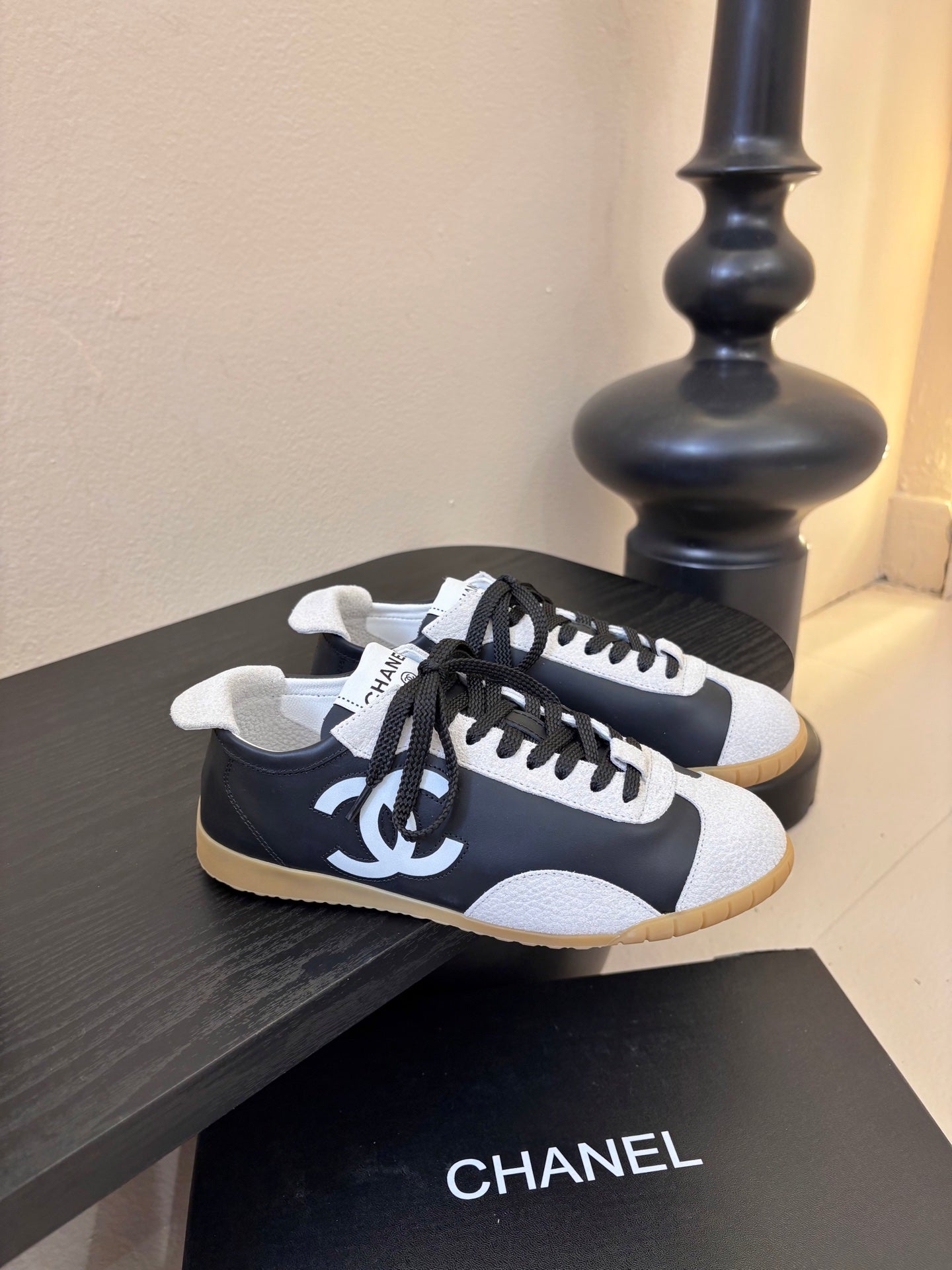 CC 26s Sneakers Black White Sheepskin 627224