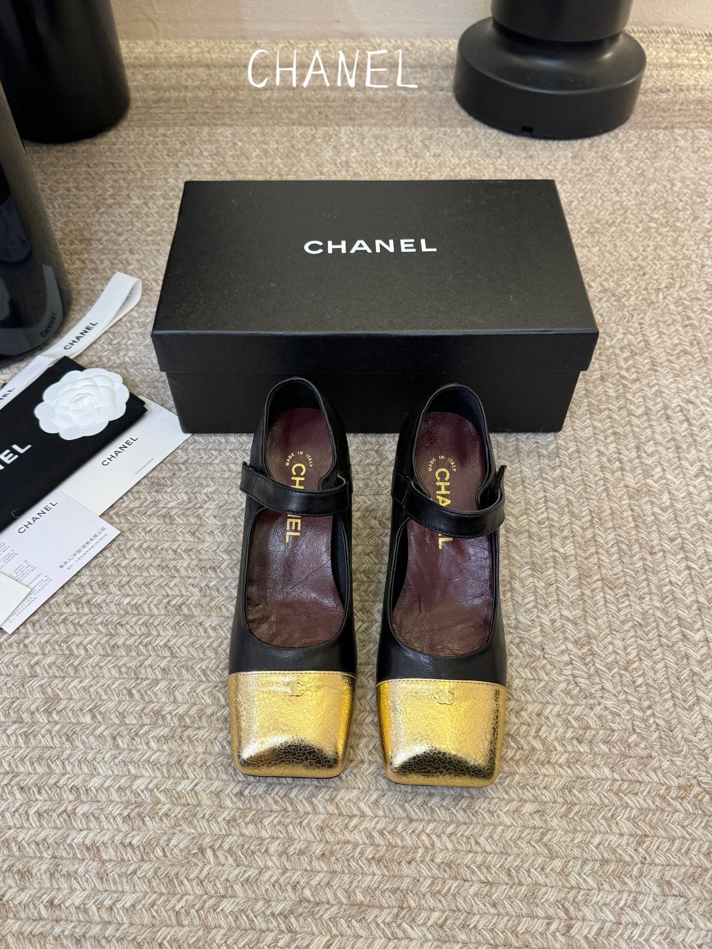 Chanel 2026 Square Toe Pump Cowhide 941880