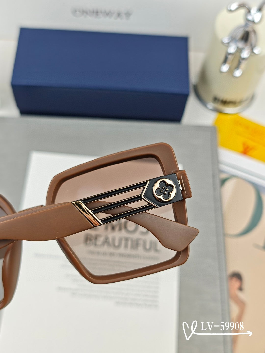 Louis Vuttion Sunglasses 560758