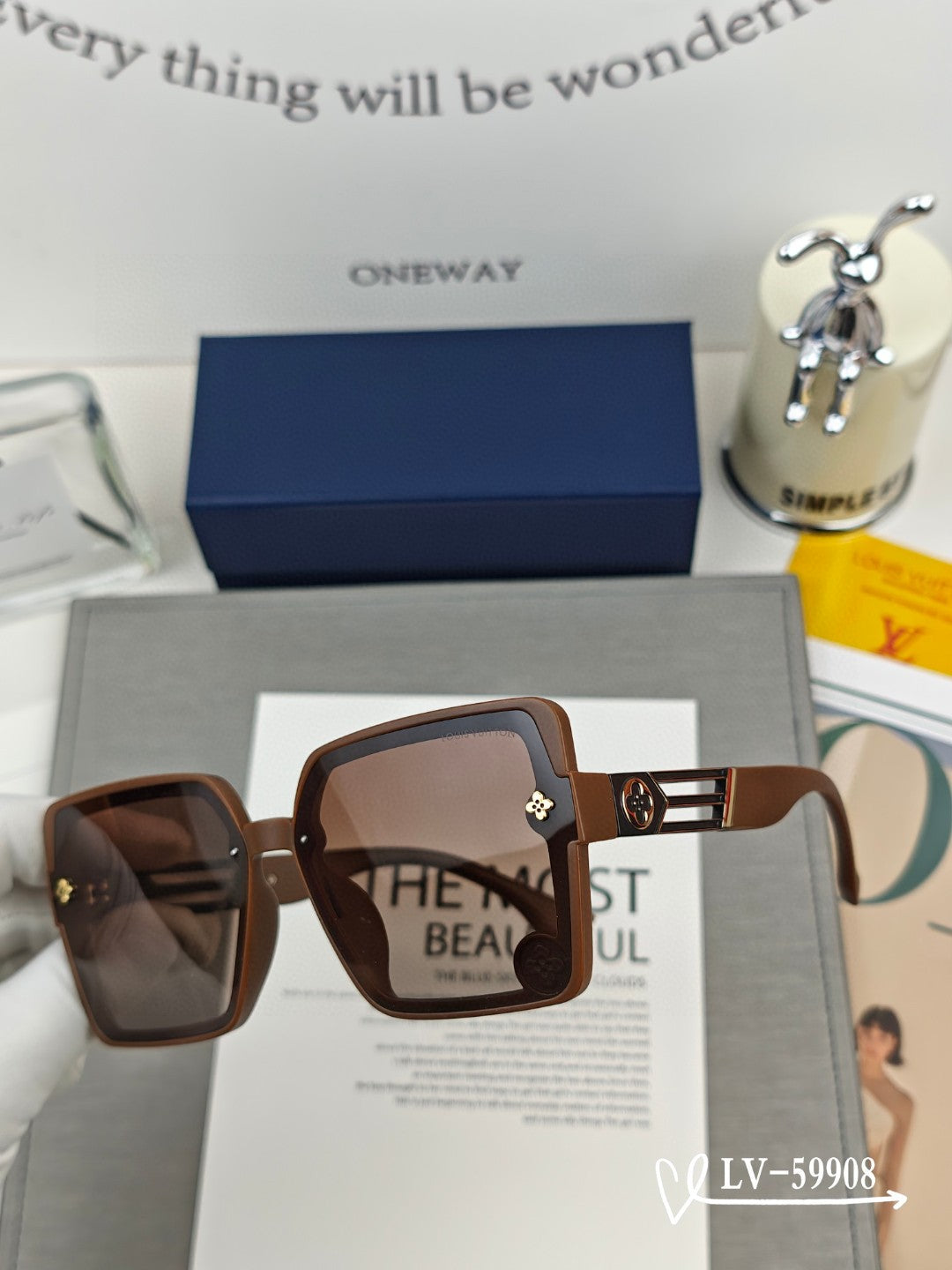 Louis Vuttion Sunglasses 560758