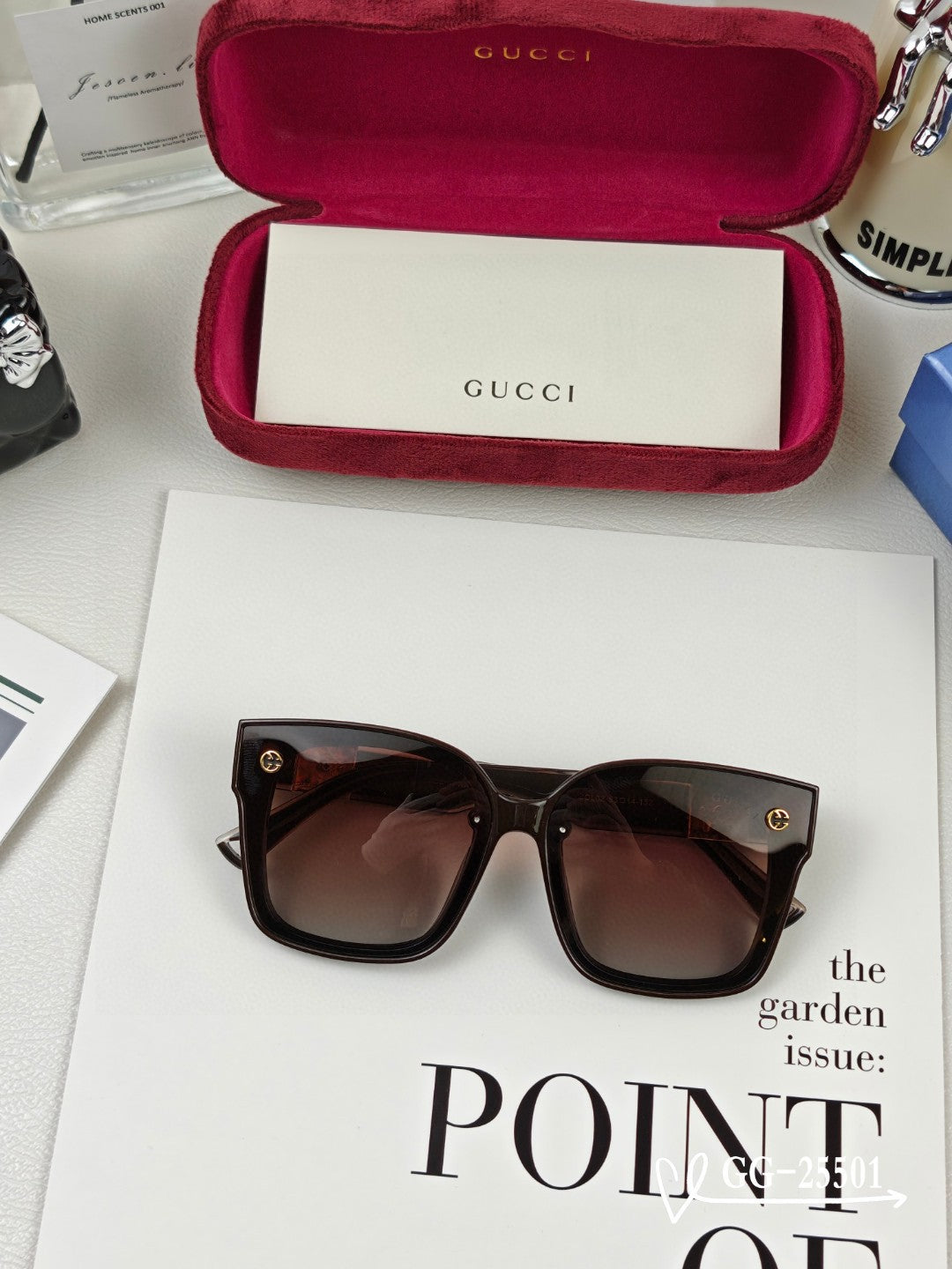 EMBOSSED LOGO SQUARE FRAME SUNGLASSES 25501 IN ACETATE