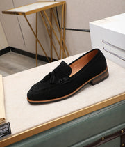 GG Men's Tassel Loafer Black Suede 440167