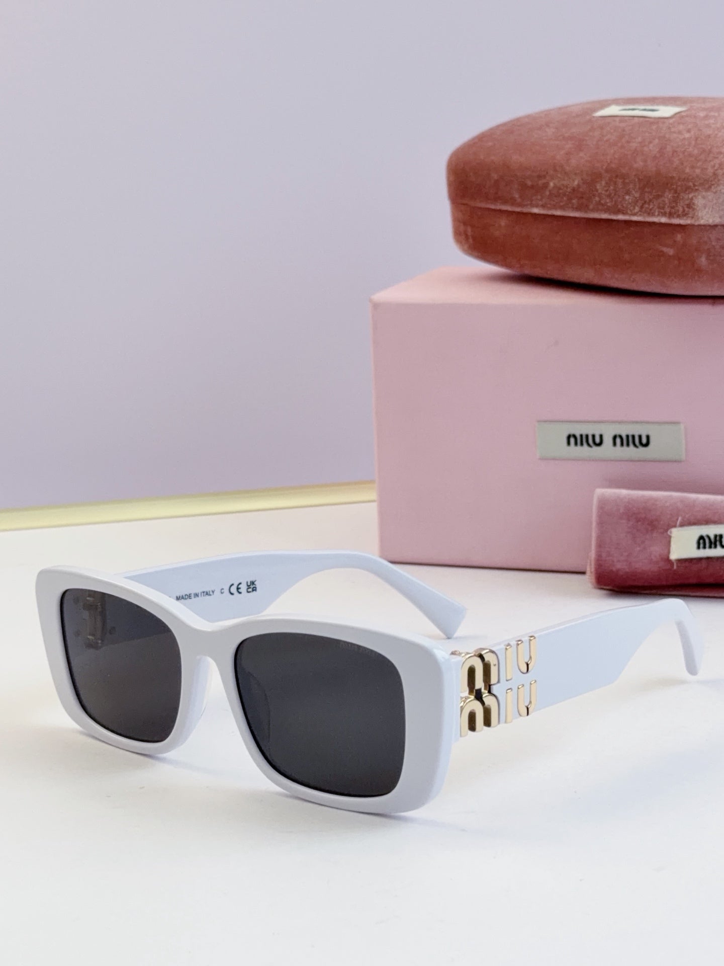 Miumiu Sunglasses MU7YS