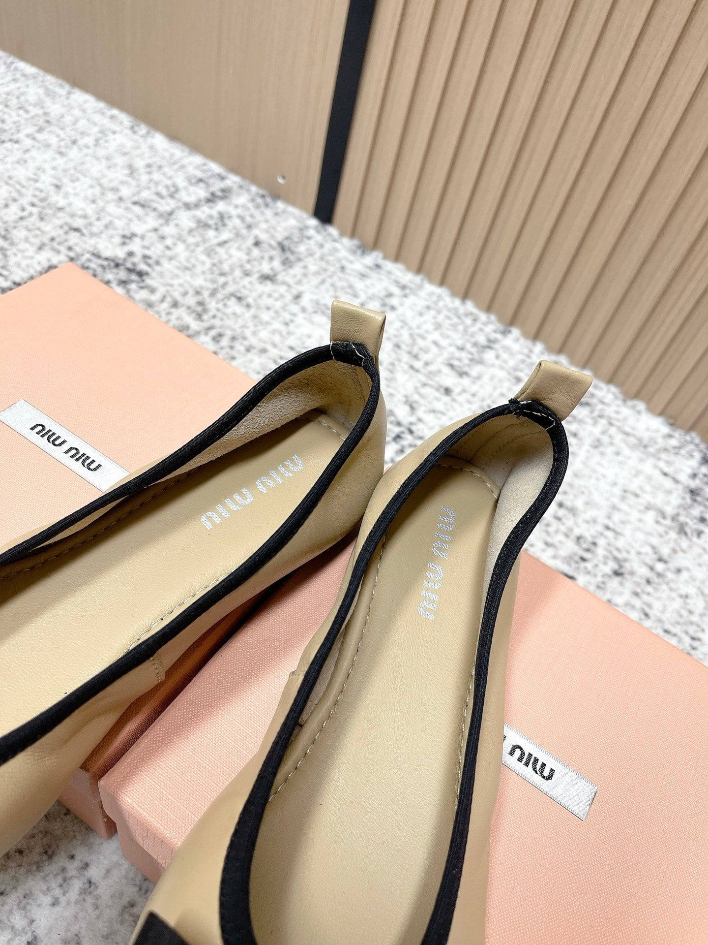 Miu Pointed-Toe Ballet Flats Beige Black Sheepskin 591562