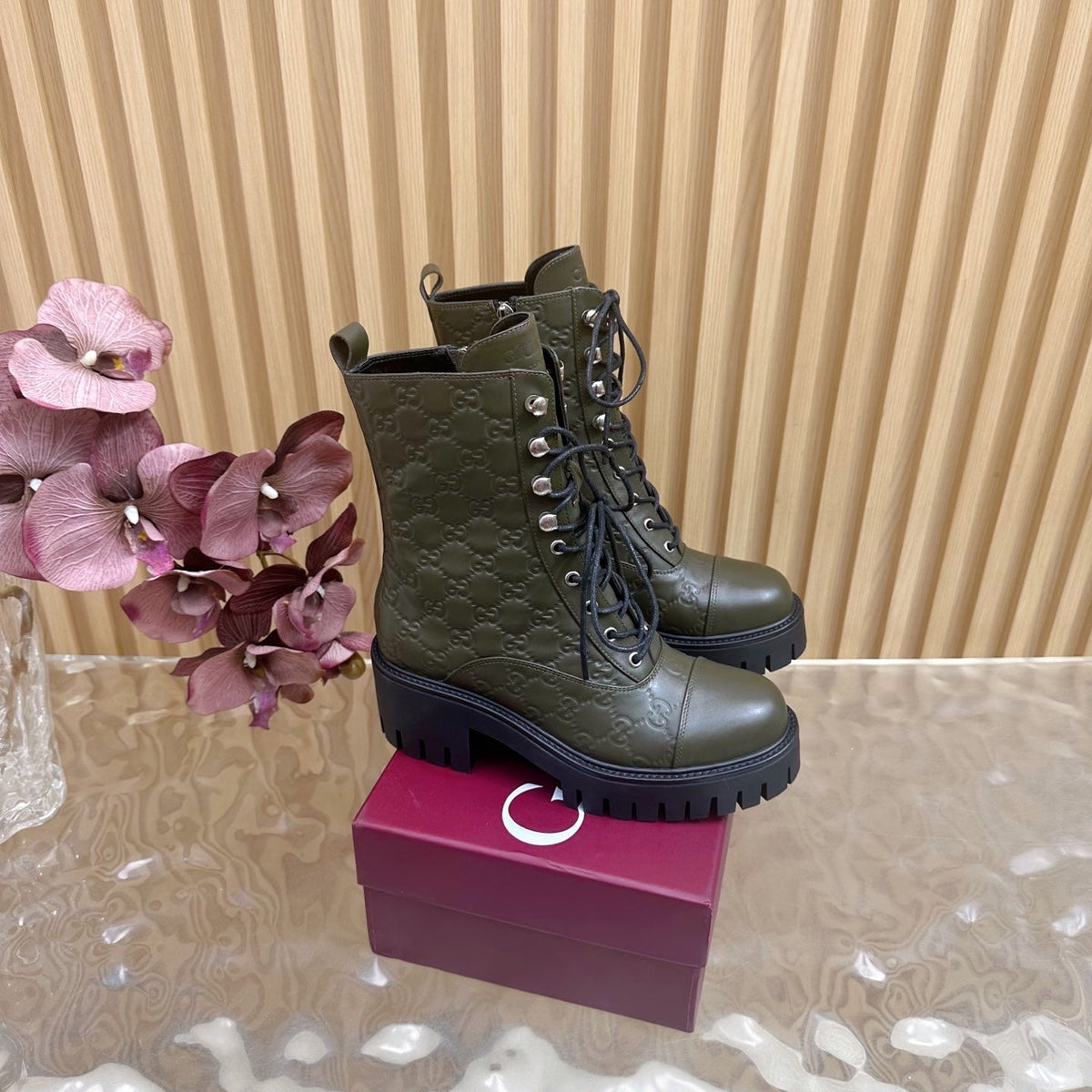 Gucci 2025 Boot Olive Green Black Embossed Cowhide 498050