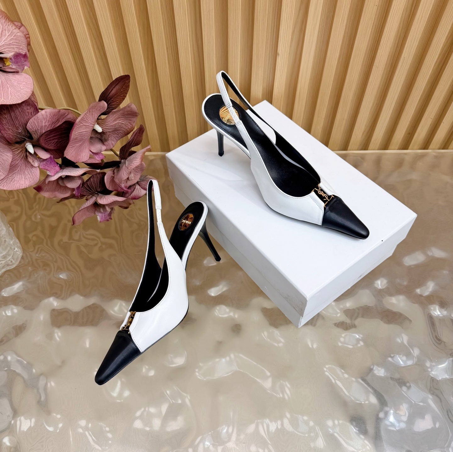 YSL 2026 Babylone Breteuil 75mm Slingback White Black Cowhide 637056