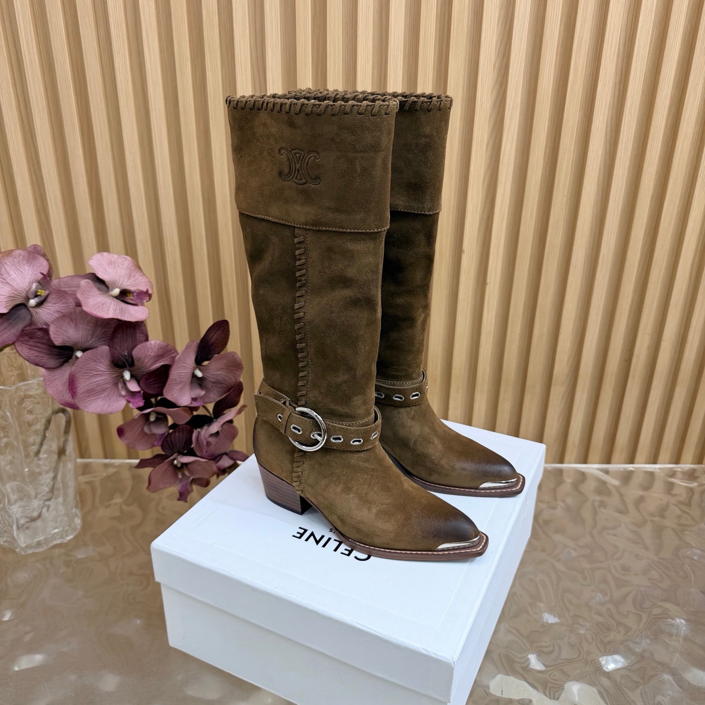 Celine 2026 Chelsea Pointed Toe Boots Suede Leather 995587