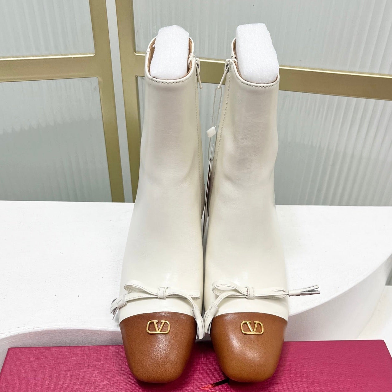Valentino 2025 Bow Square Toe  Zipper Ankle Boot White Brown Cowhide 549735