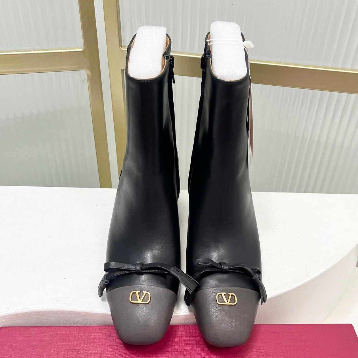 Valentino 2025 Bow Square Toe  Zipper Ankle Boot Black Cowhide 549736