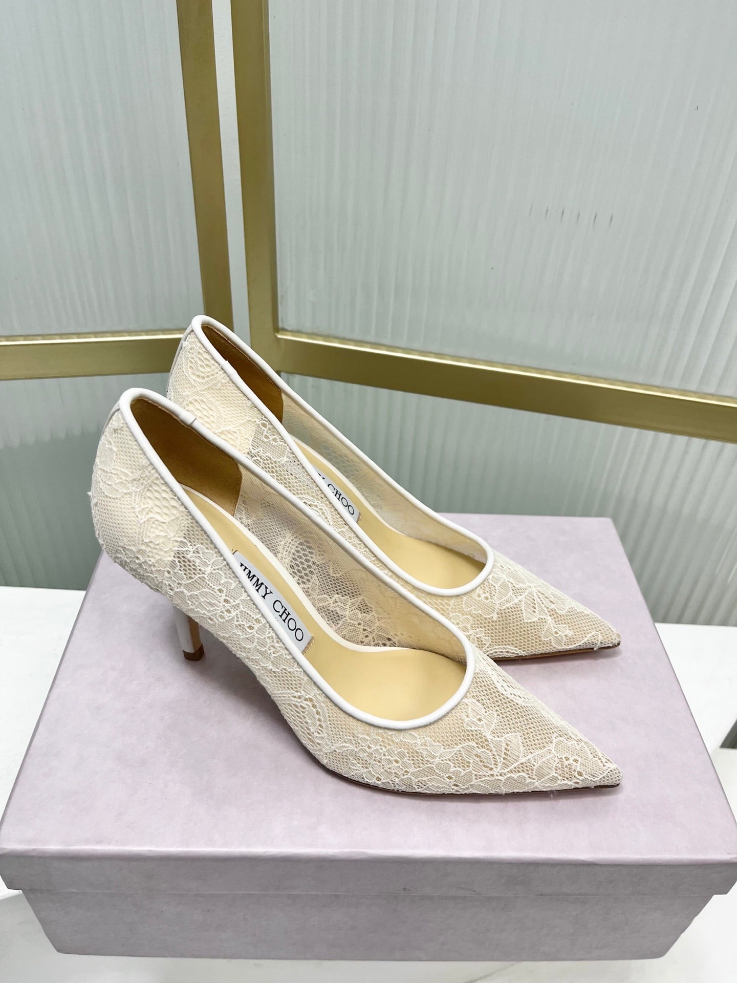 Jimmy 26s  Heel Pump 85 Ivory Beige Lace Sheepskin 605950