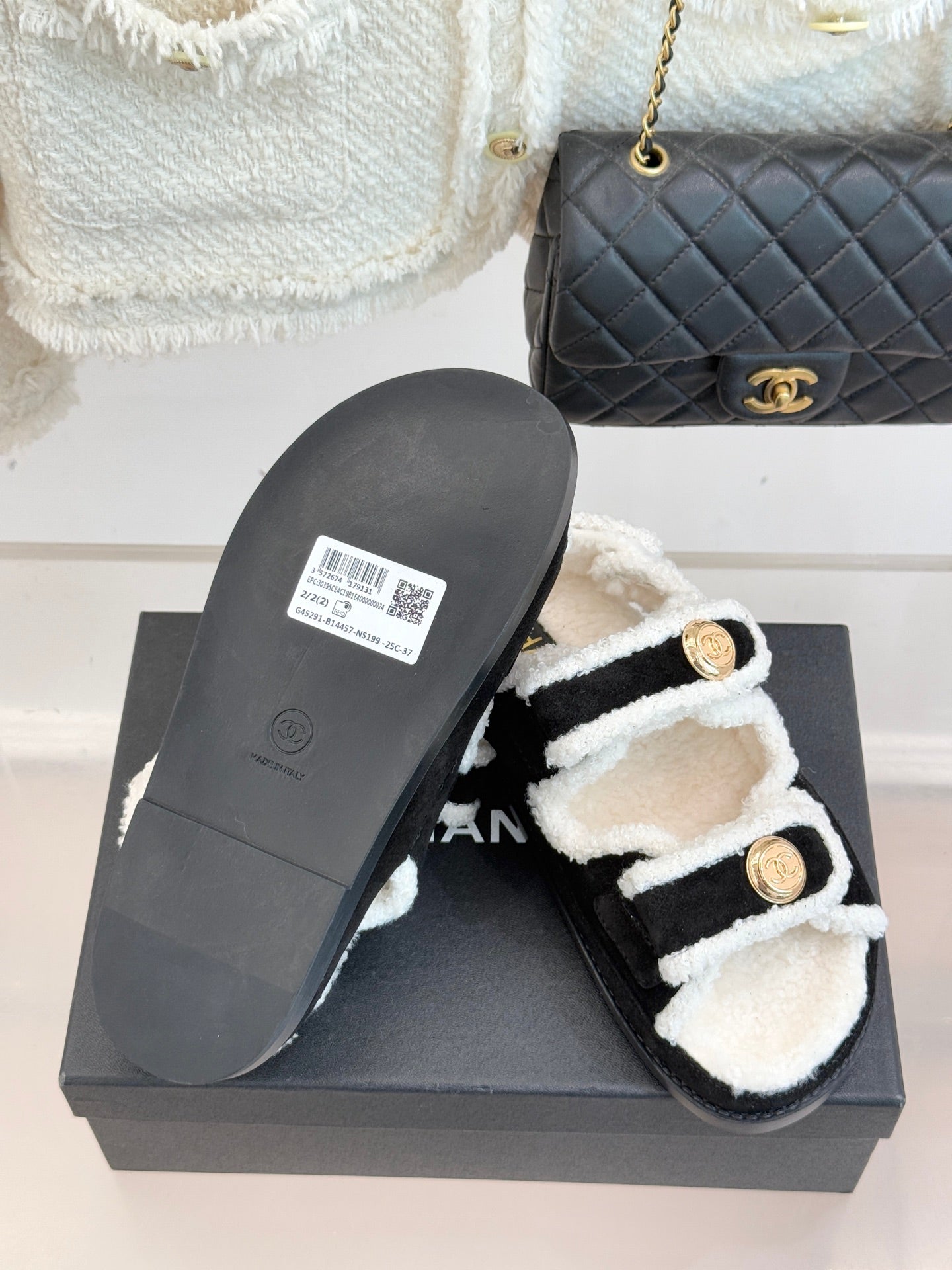 CC 26 Dad Sandal Black mix White Velvet Wool 609762