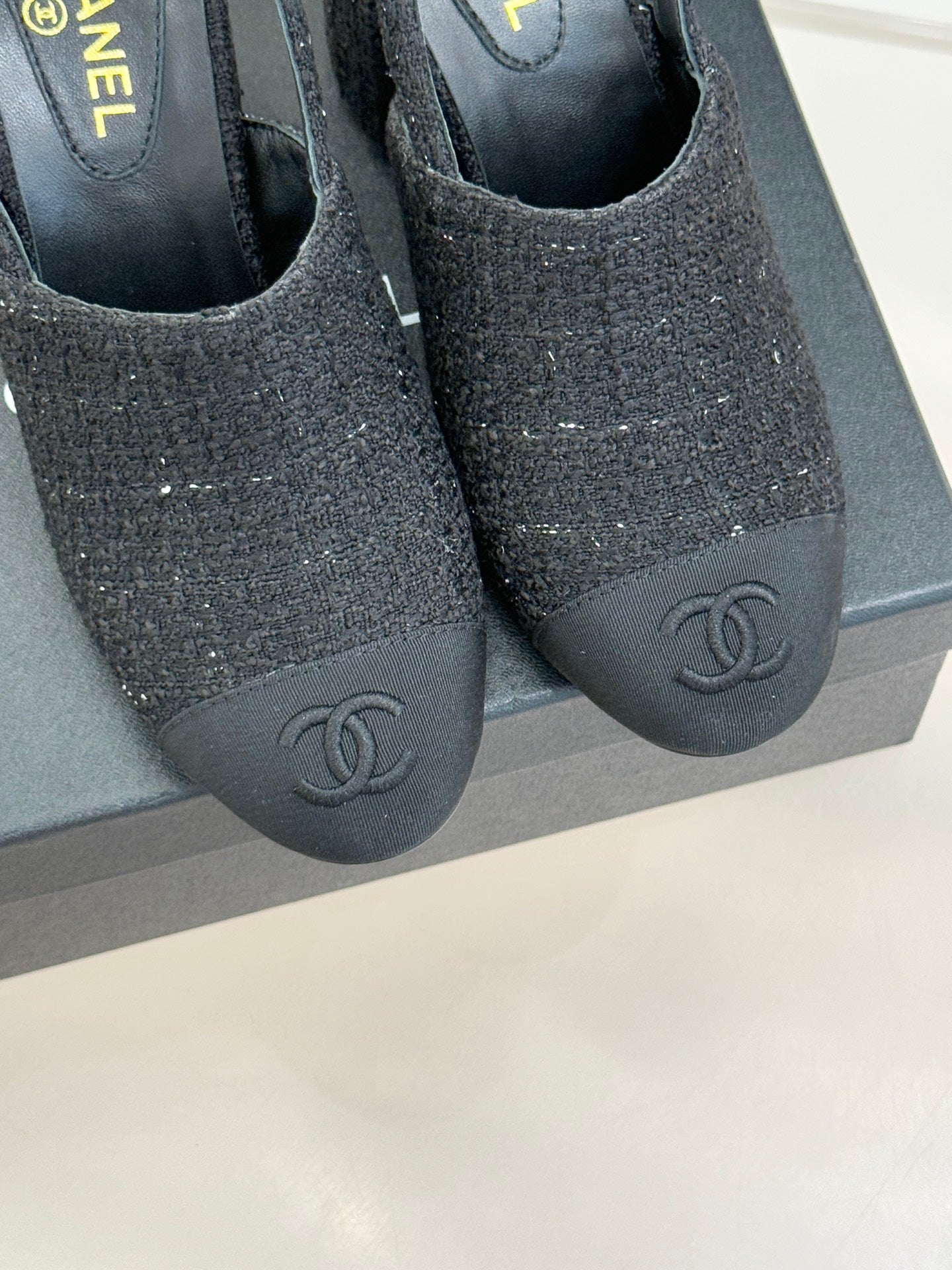 CC 26 Slingback Black Tweed Grosgrain 609988