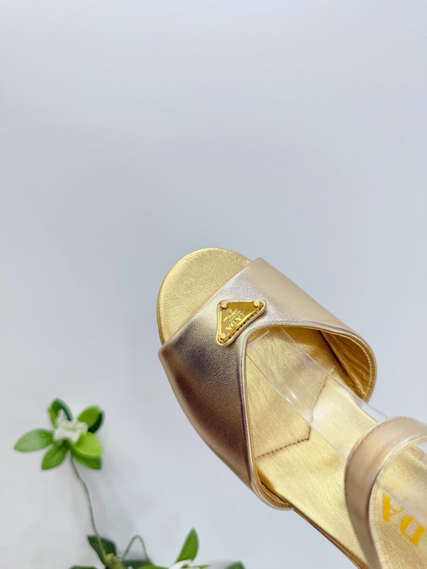 PRA 26SS Platform Sandals 75 Gold Metallic Sheepskin 592385