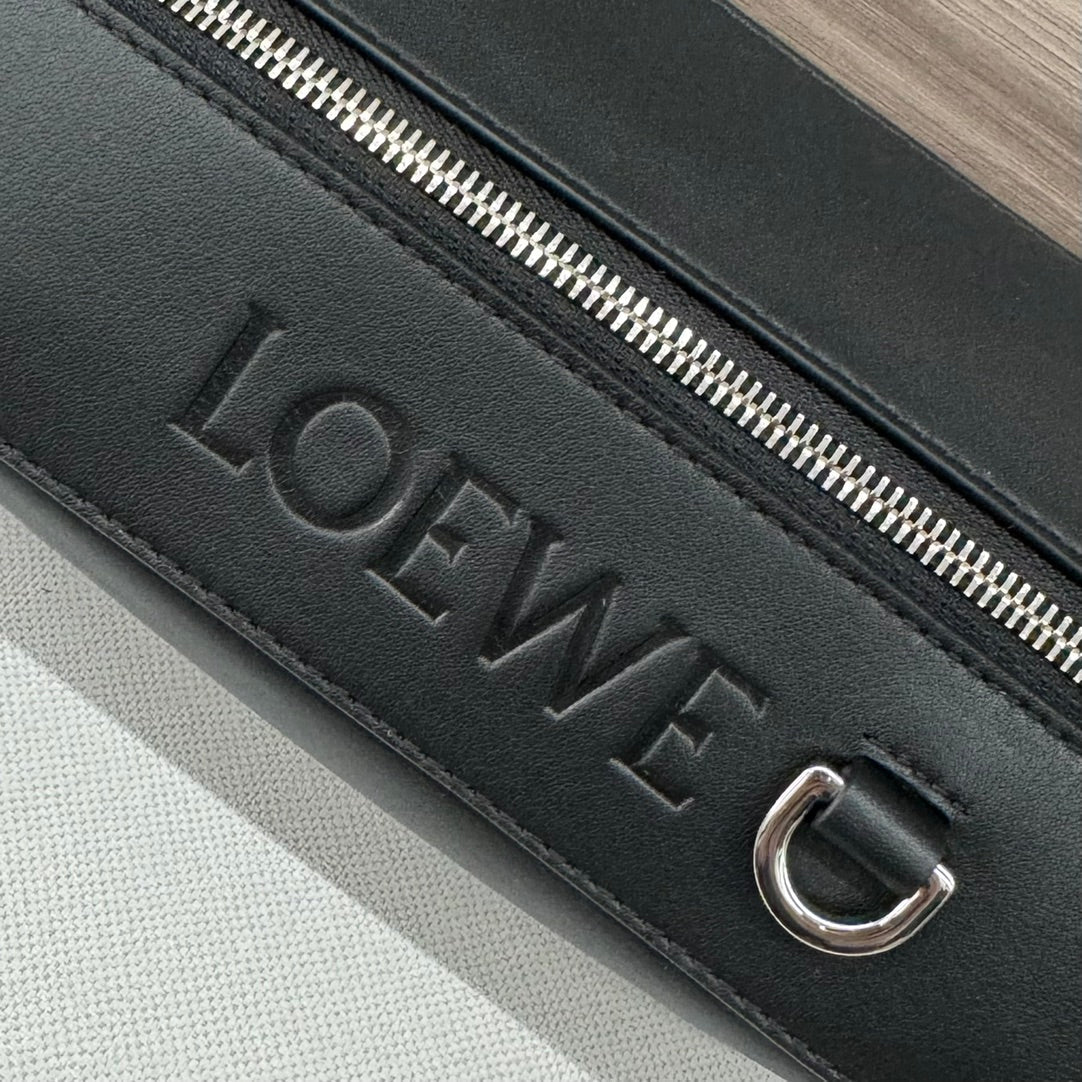 Loewe 2025 Convertible Sling Black Calfskin 274662