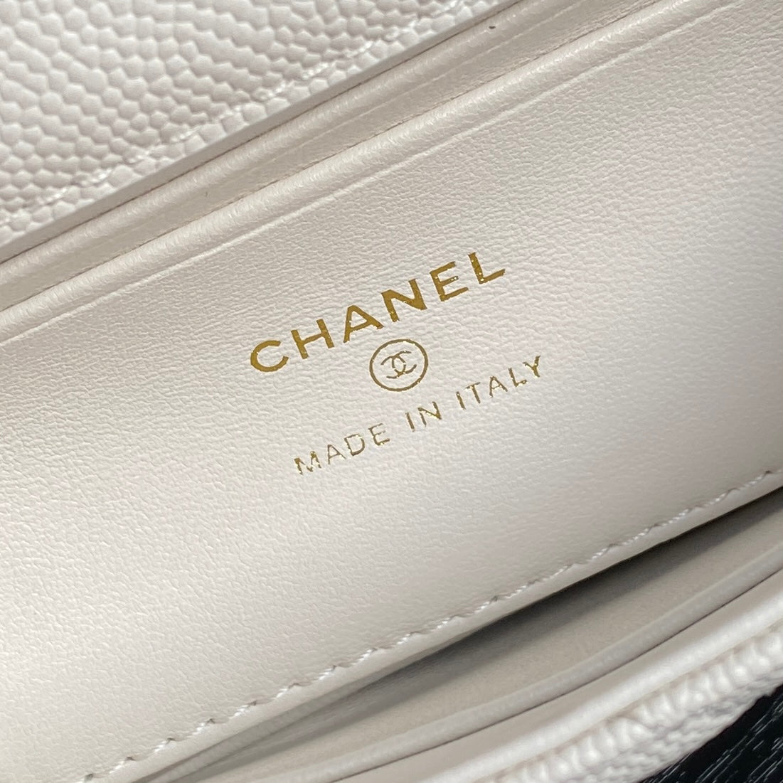 CC 24K Coco Handle Nano 14.5cm White Grained Calfskin Gold Hardware