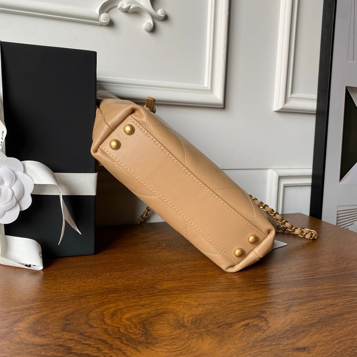 Chanel 2025 Bag 28cm Beige Calfskin 318241