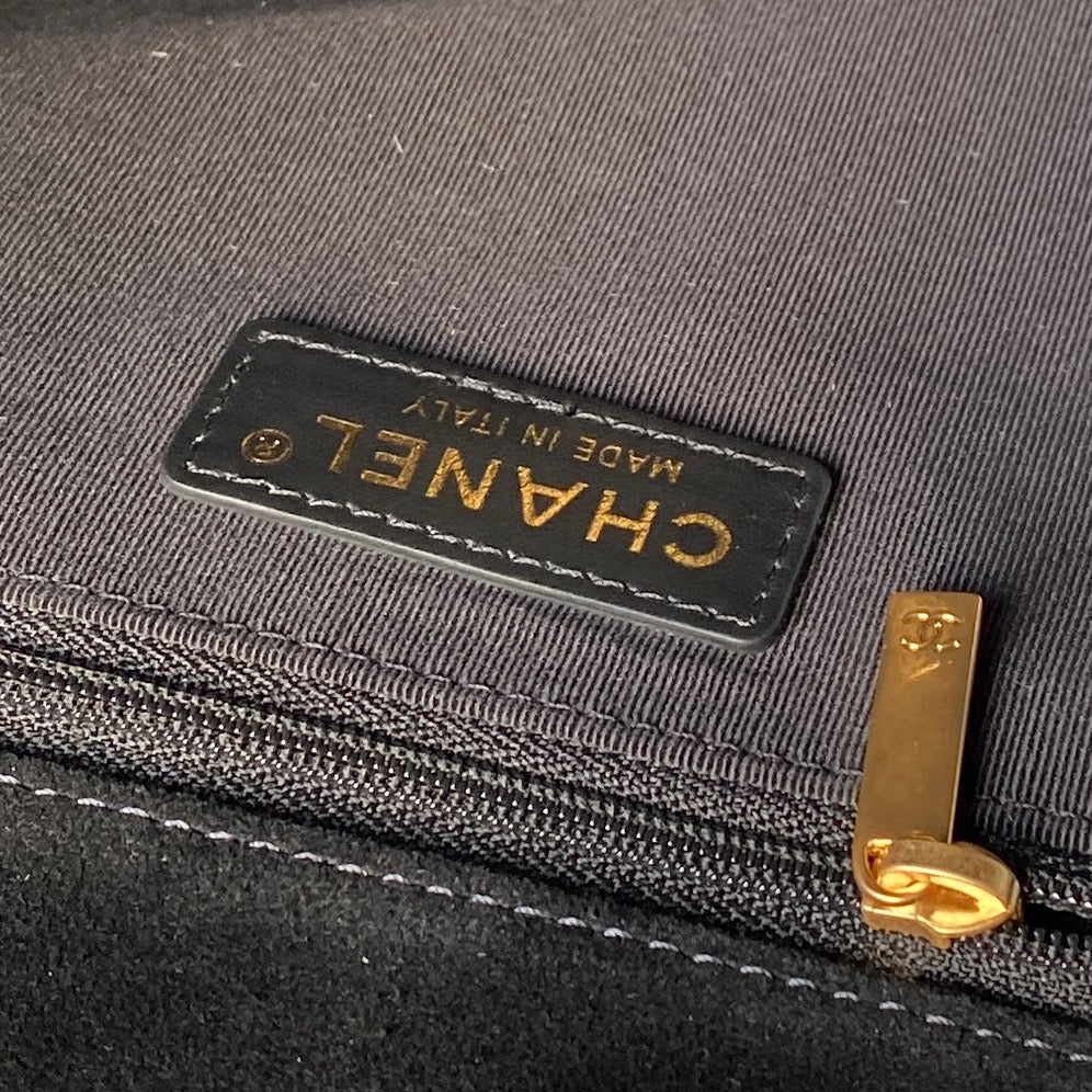 Chanel 2025 Messenger Bag 30cm Black Suede Gold Hardware 321012