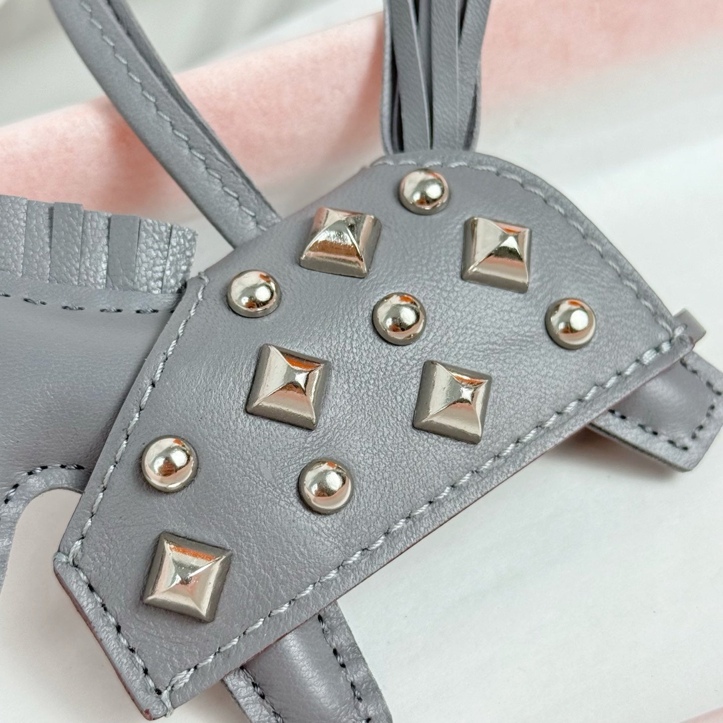 HM Rodeo Robeo Coeur Pony Bag Charm With Silver-tone Studs Gray Lambskin
