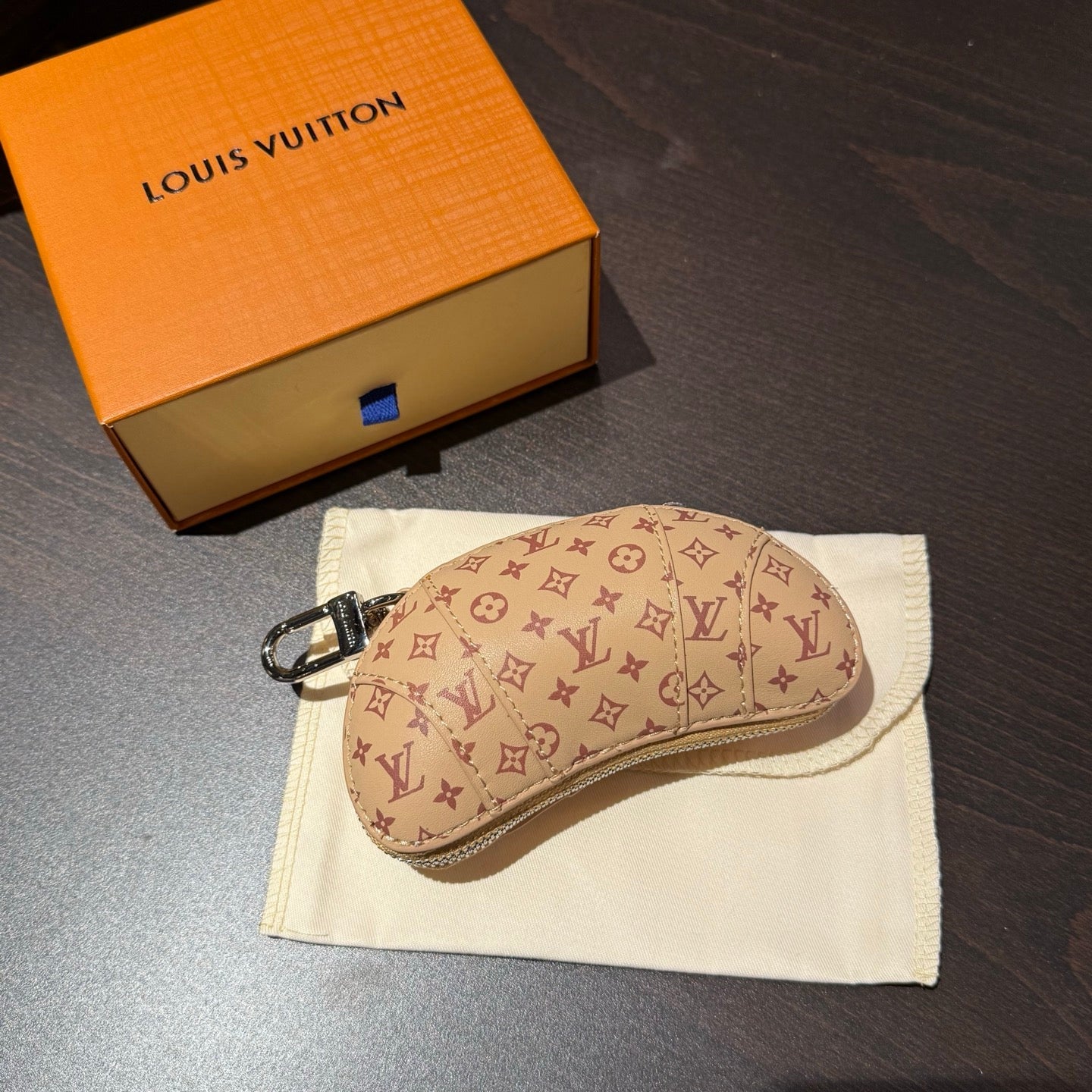 Louis Vuitton Croissant Beige Monogram Gradient Leather Bag