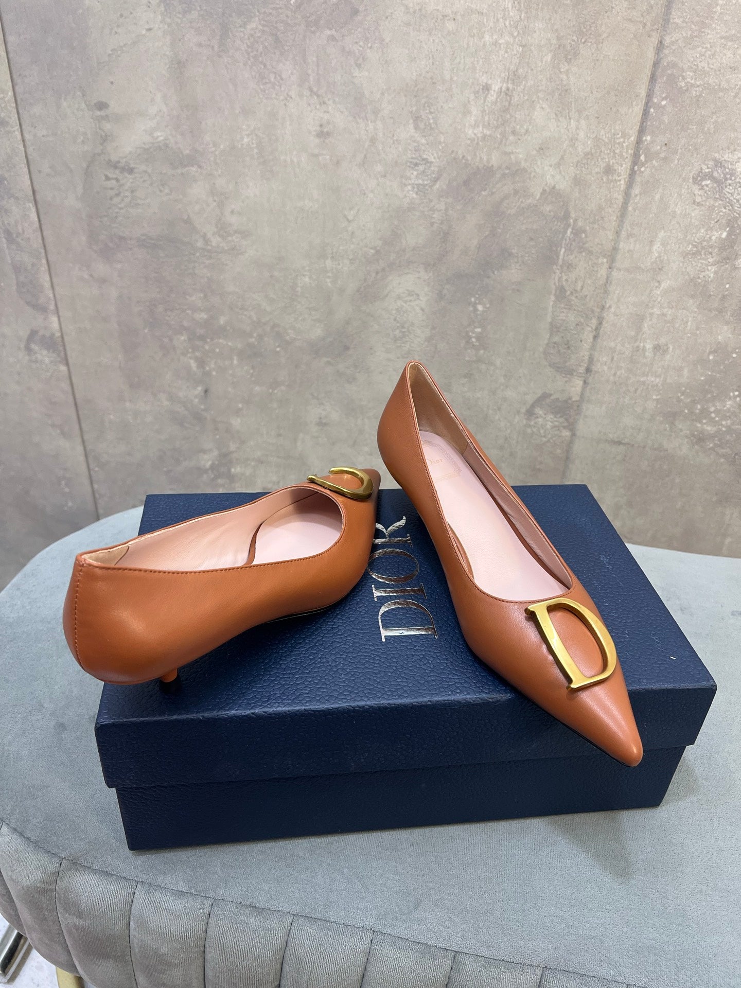 CD 26 High-Heeled 40 Pumps Tan Cowhide 594576