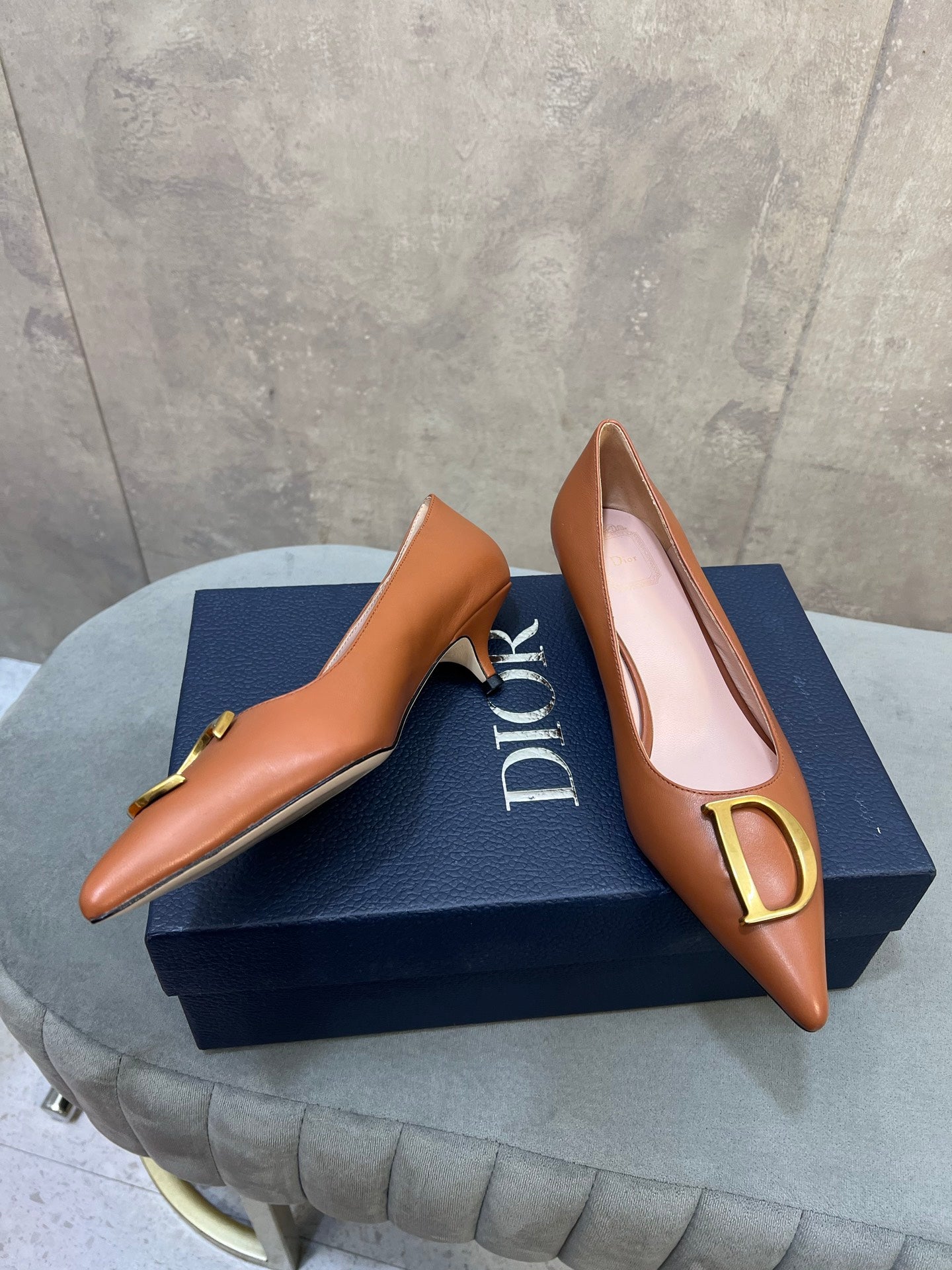 CD 26 High-Heeled 40 Pumps Tan Cowhide 594576