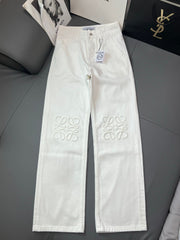 Loew White Anagram White Jean