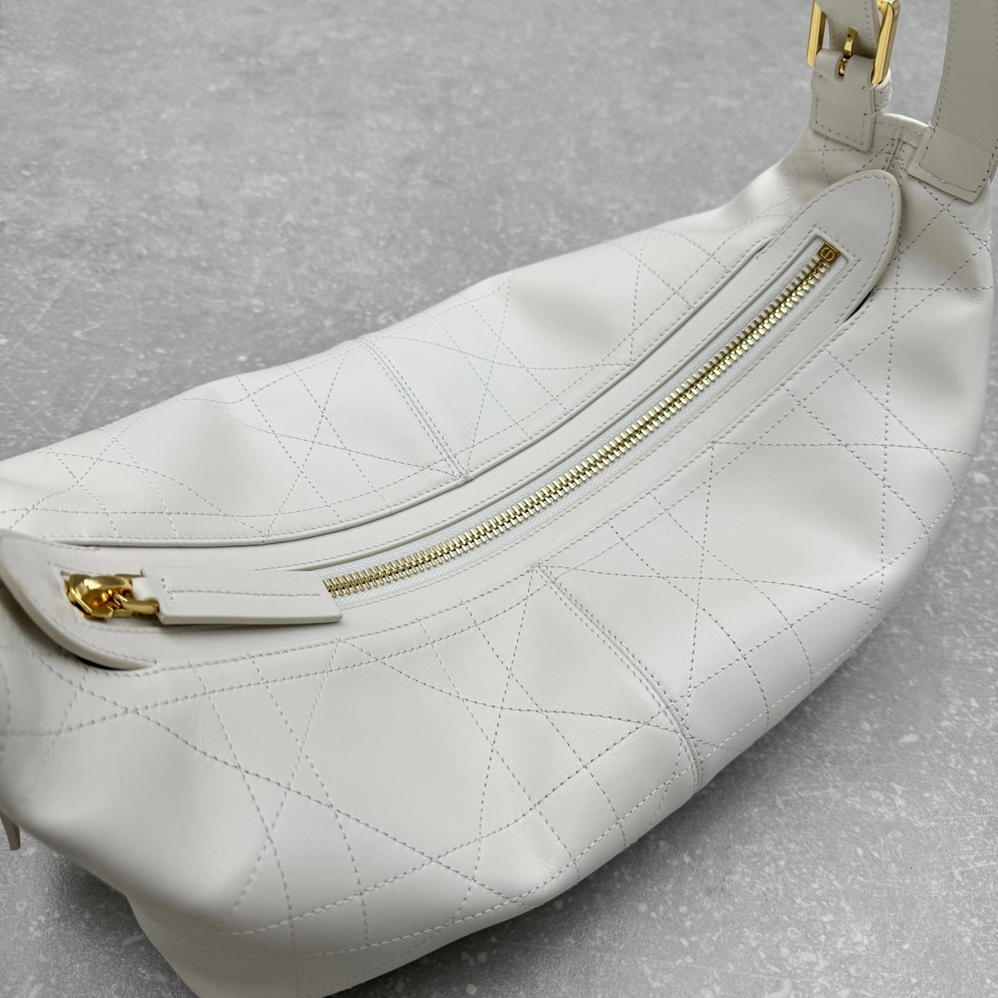 Dior 2025 Hobo Bag 33cm White Calfskin