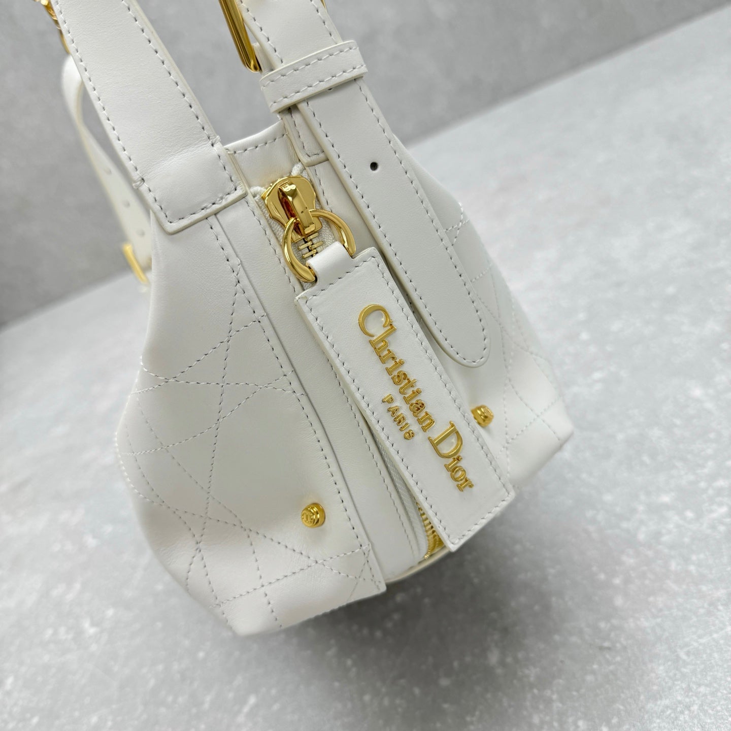 Dior 2025 Hobo Bag 25cm White Calfskin