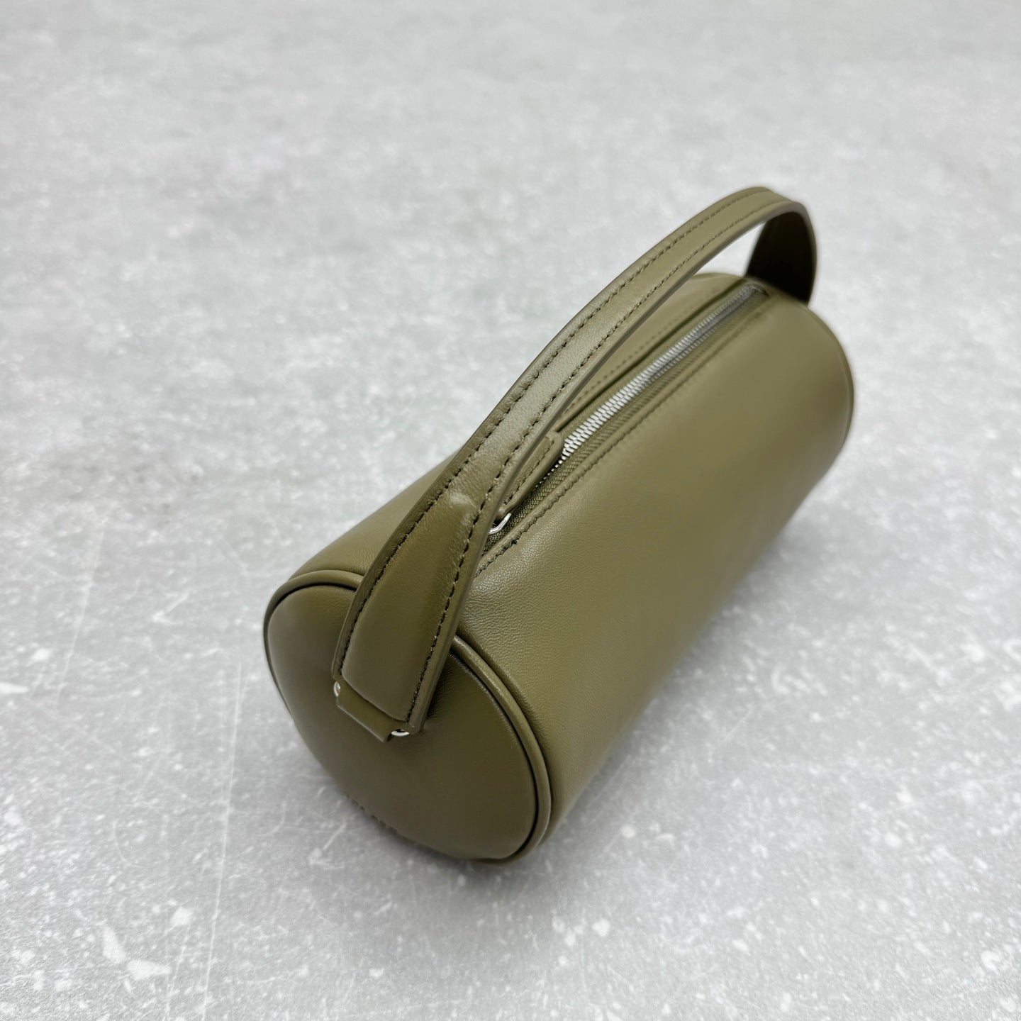 The Row 2025 Round 90's Bag Green Leather