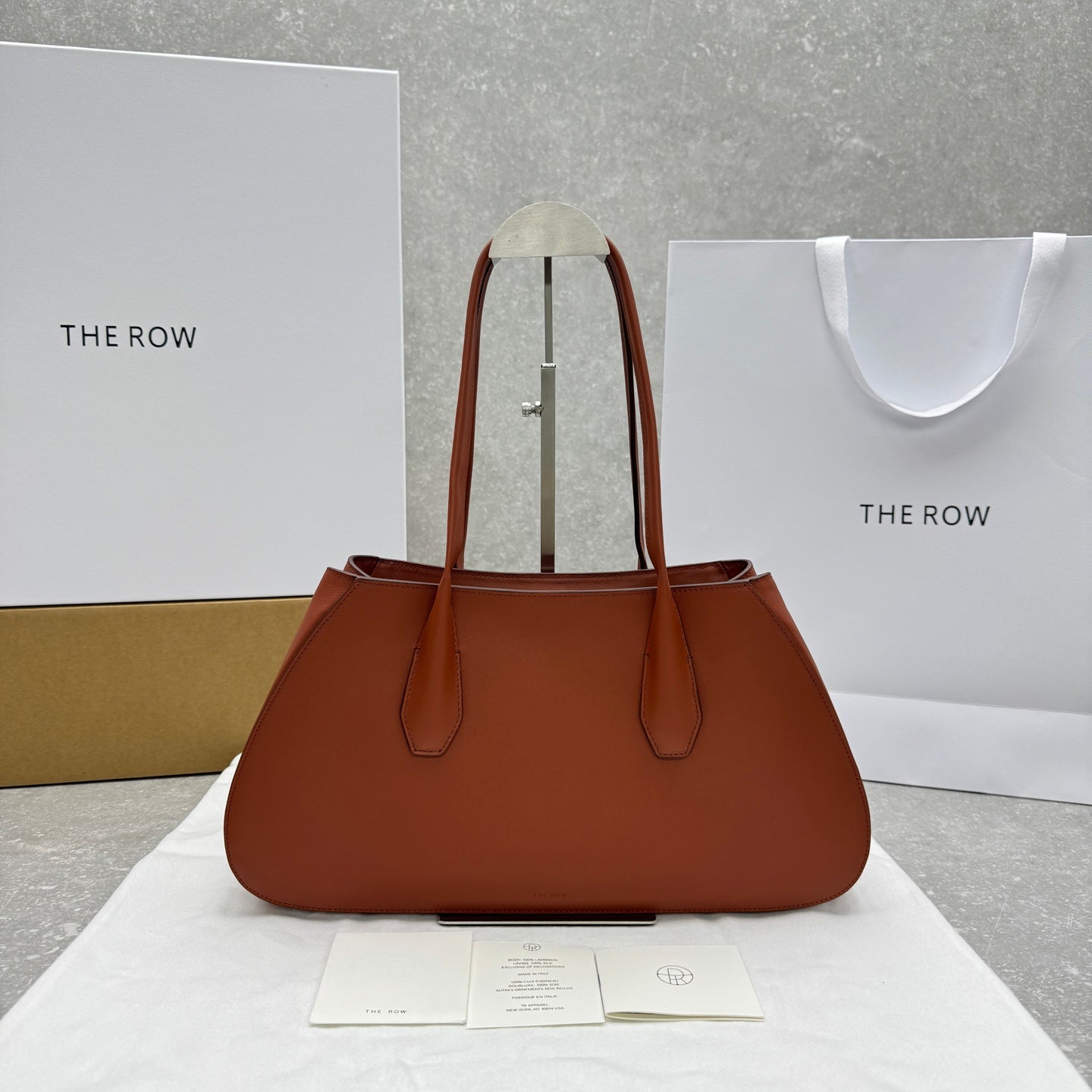 The Row 2025 Alger Bag 39cm Caramel Cowhide
