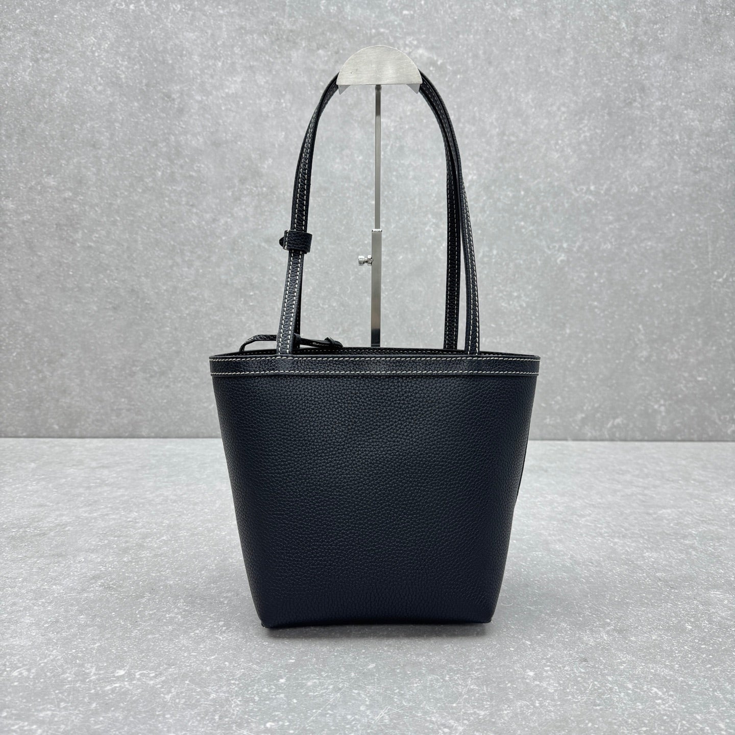 The Row 2025 Park Tote Stitch Bag Black 22cm Leather