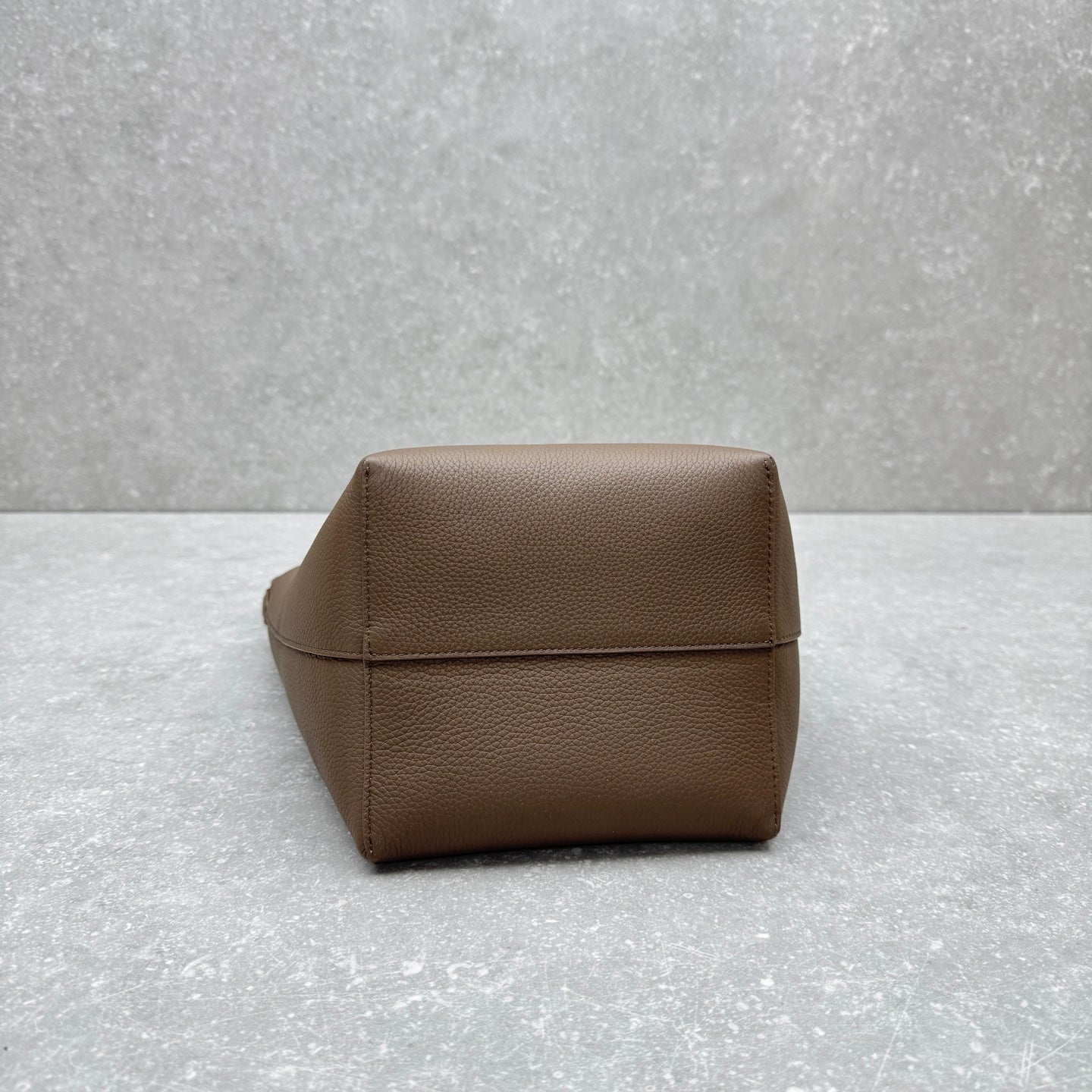 The Row 2025 N/S Park Tote Bag 34cm Brown Calfskin