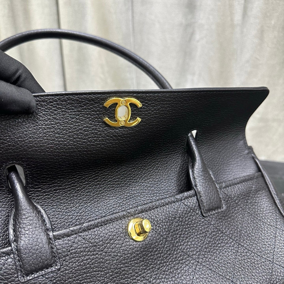 Chanel 2026 Shopping Bag 33cm Black Grained Calfskin