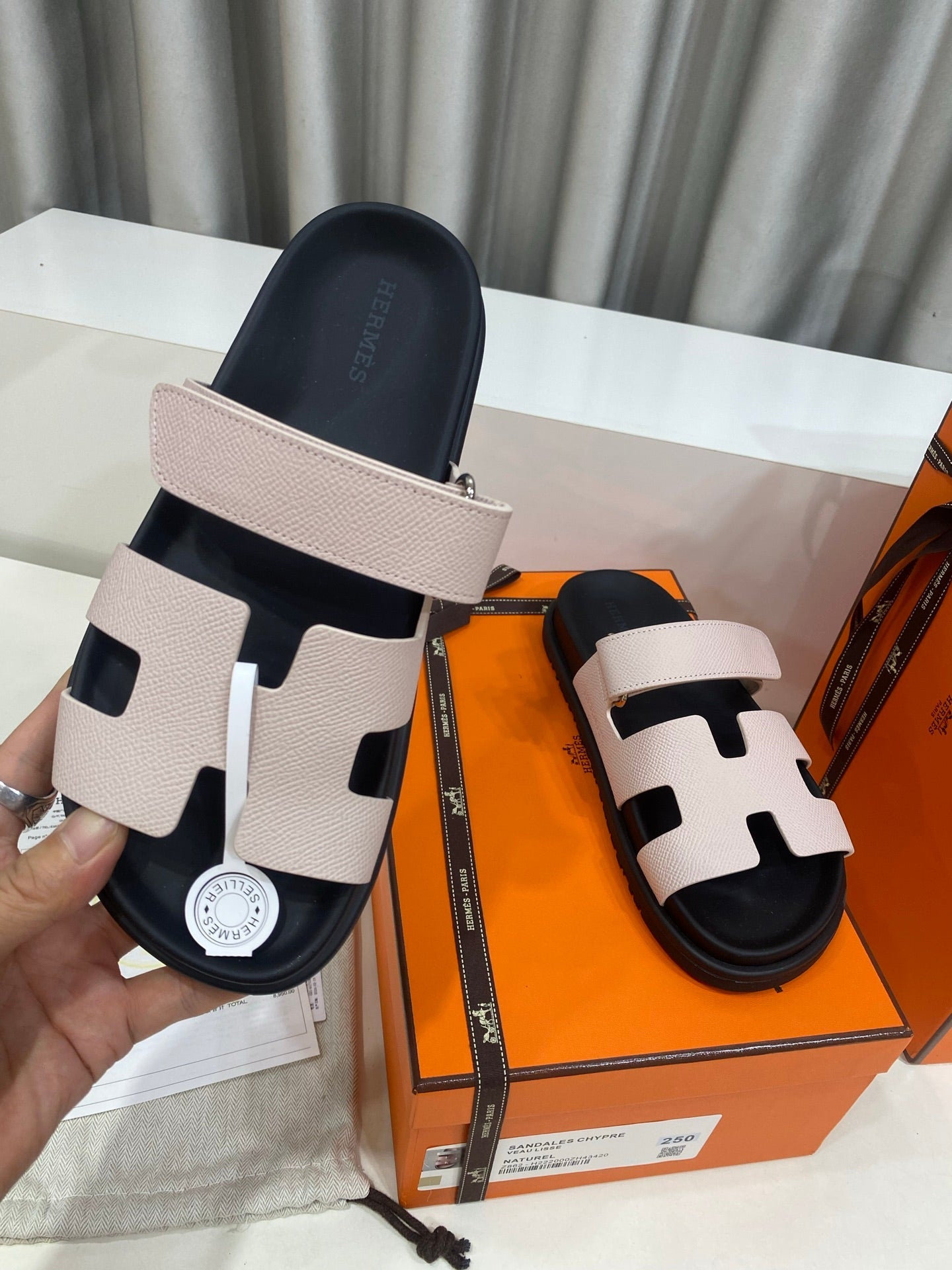 Hermes 2026 Chypre Sandal Epsom Calfskin 957605