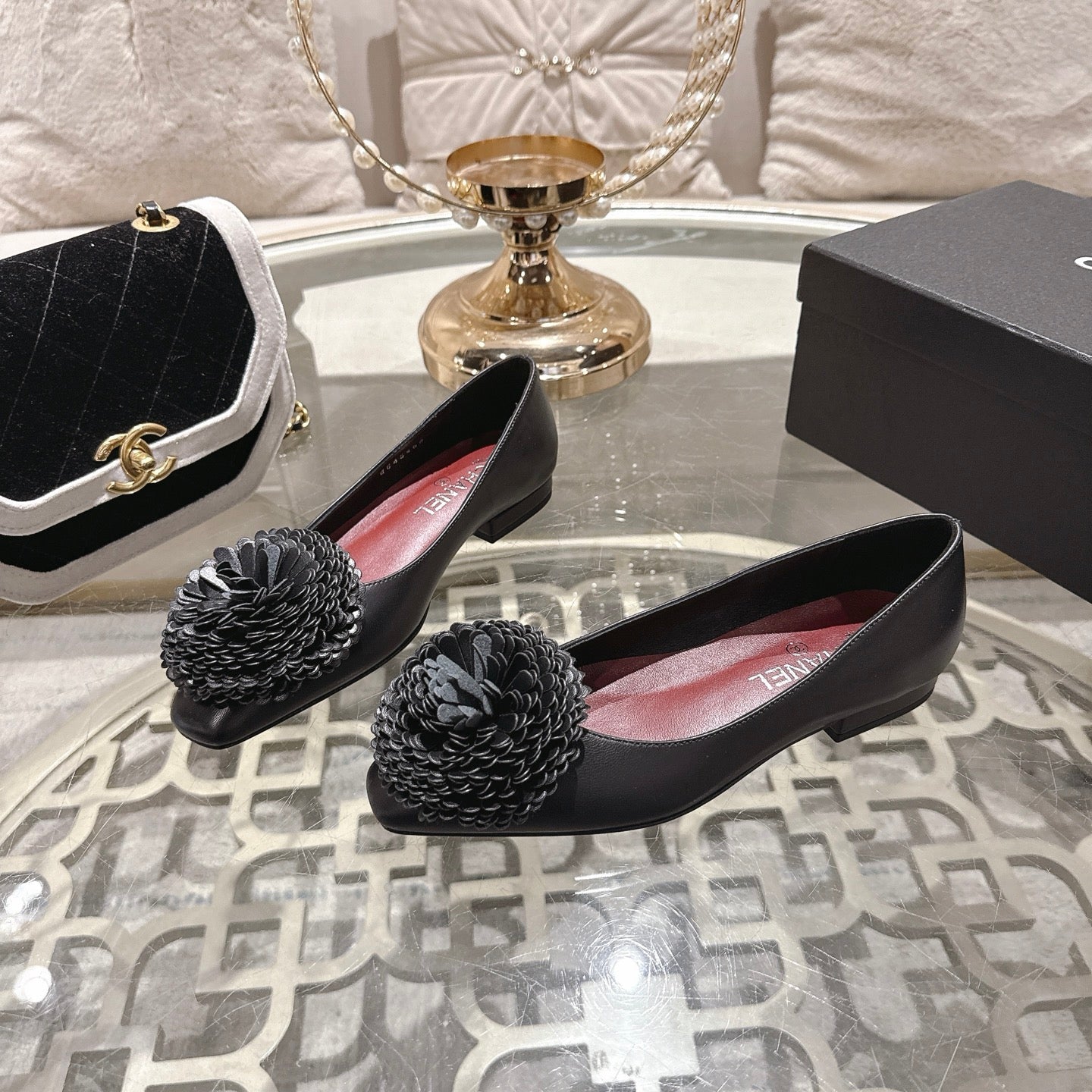 CC 26s Floral Ballet Flats Black Sheepskin 627023